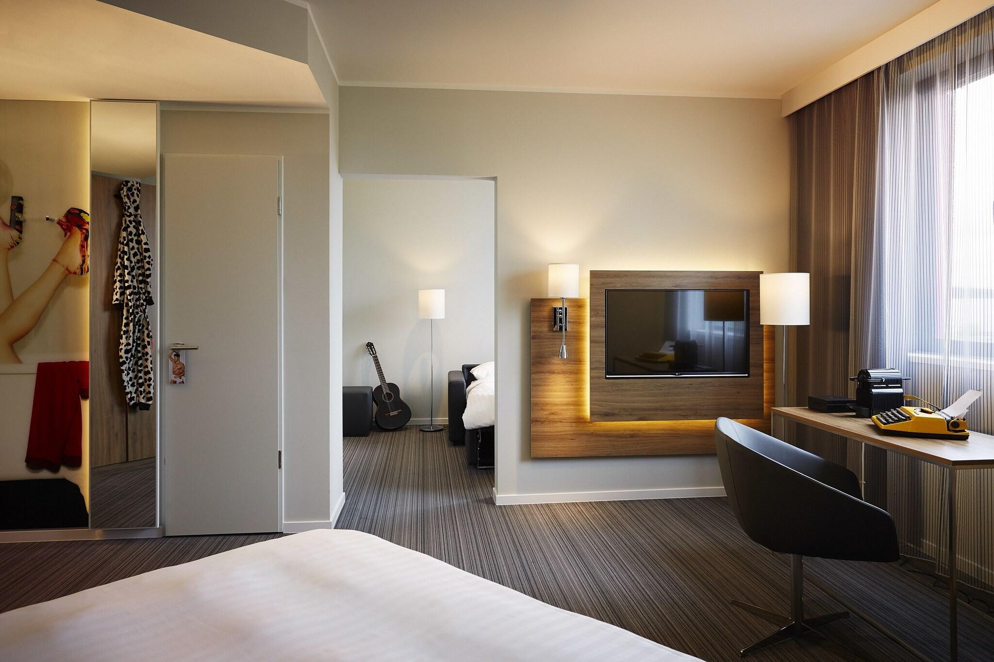 Moxy Munich Messe by null