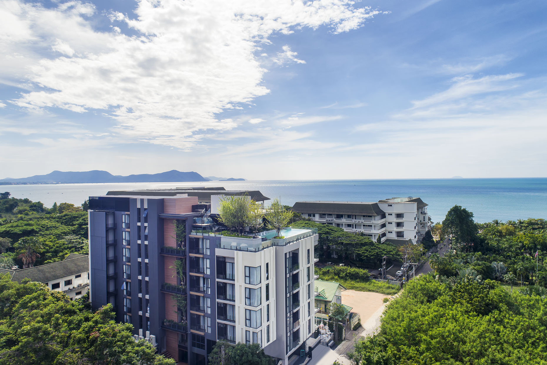 Cross Vibe Pattaya Seaphere - photo