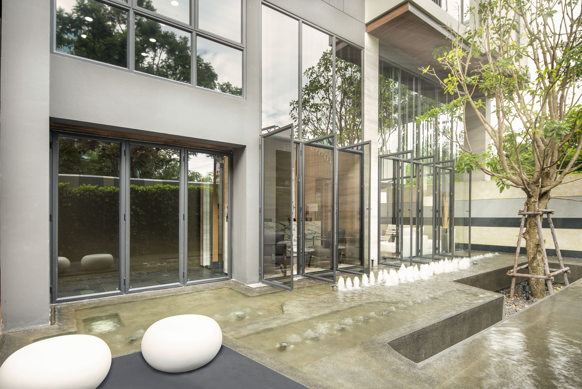 Cross Vibe Pattaya Seaphere - photo