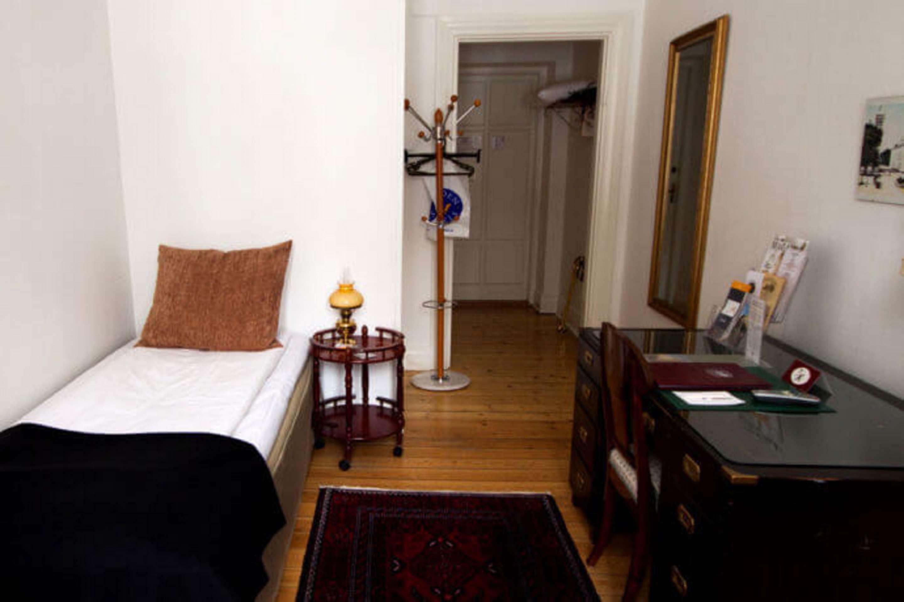 Single room