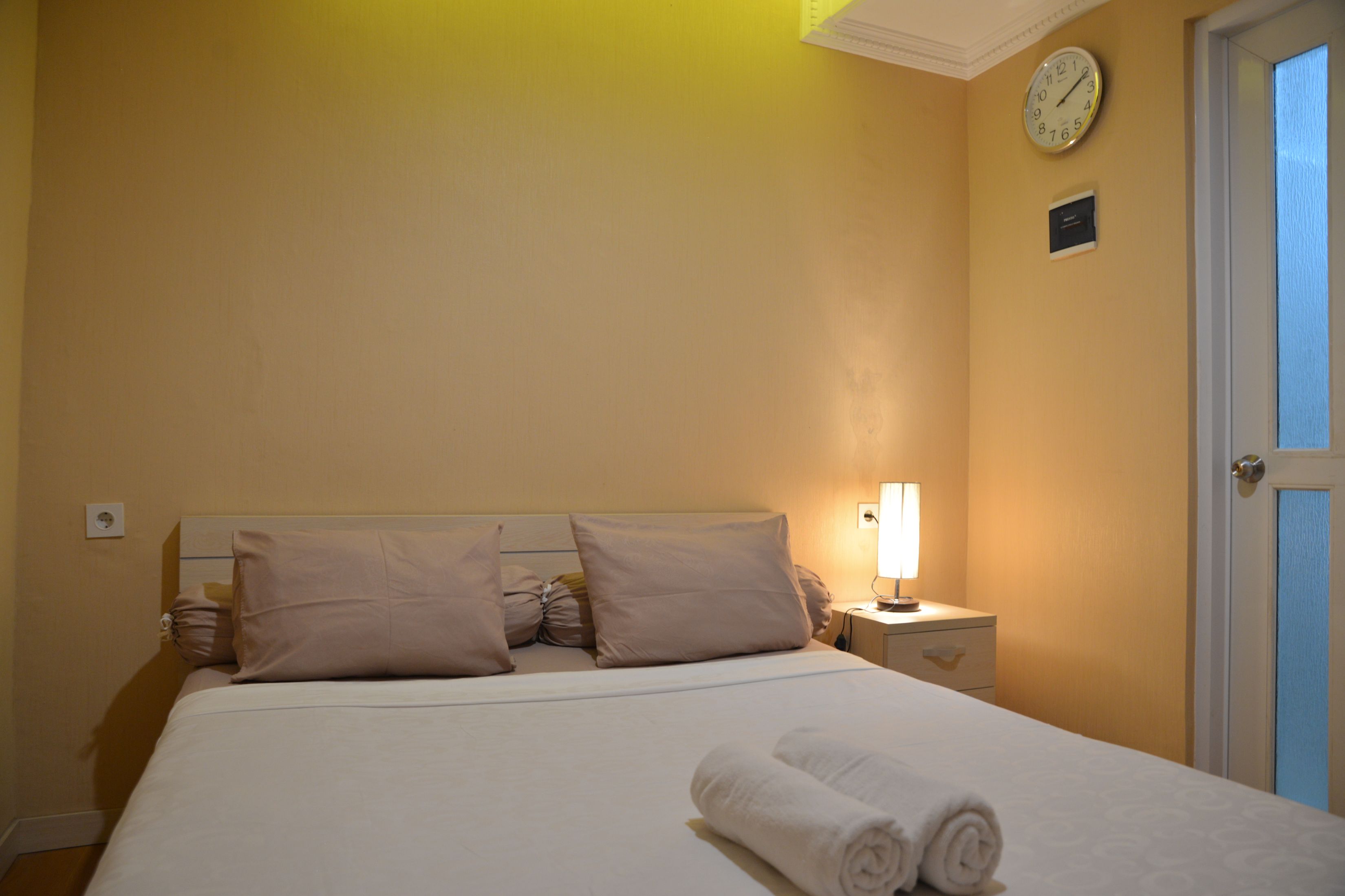 ZEN Rooms W Home Express Tebet