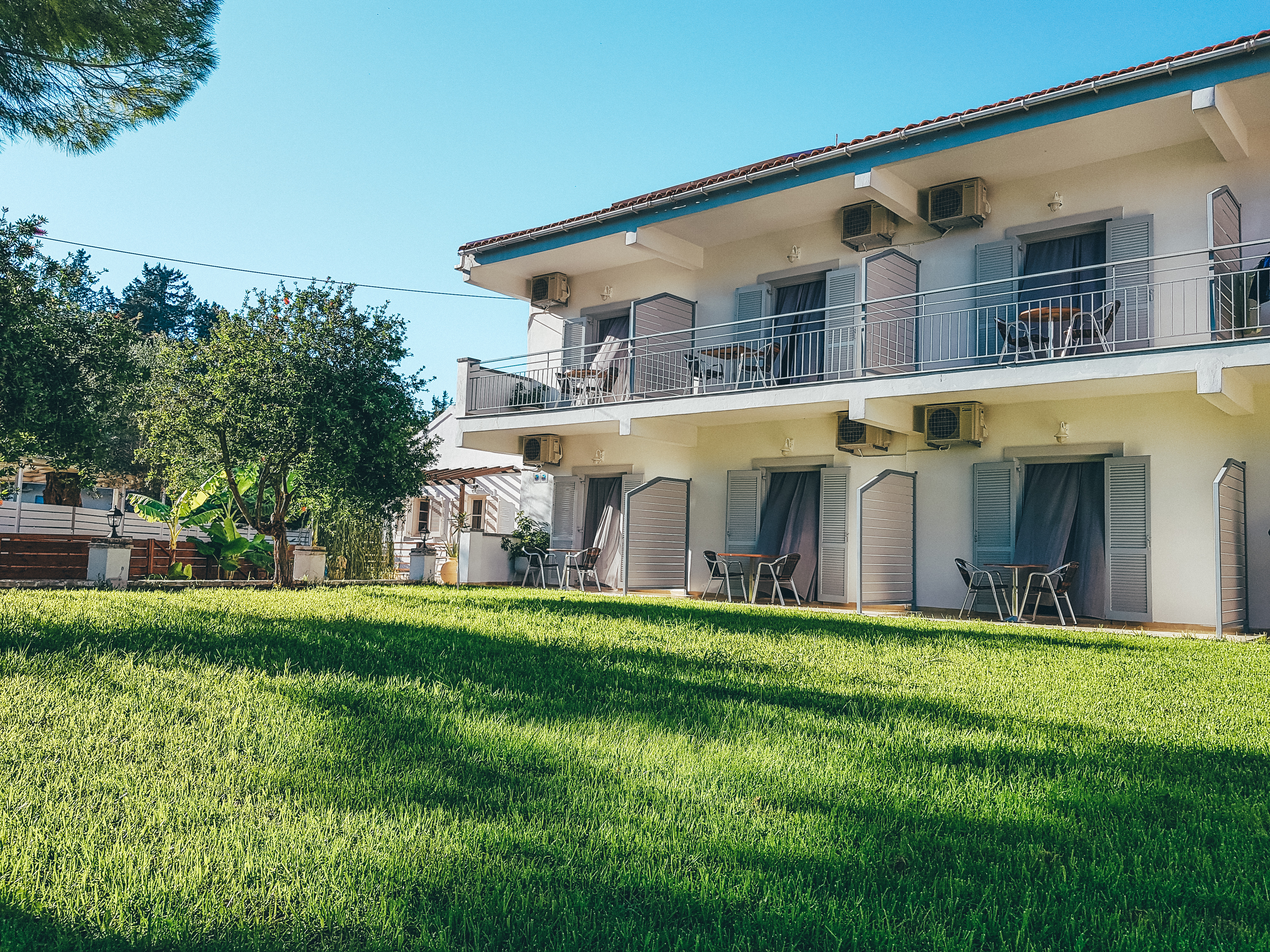 Three Seasons - nuotrauka