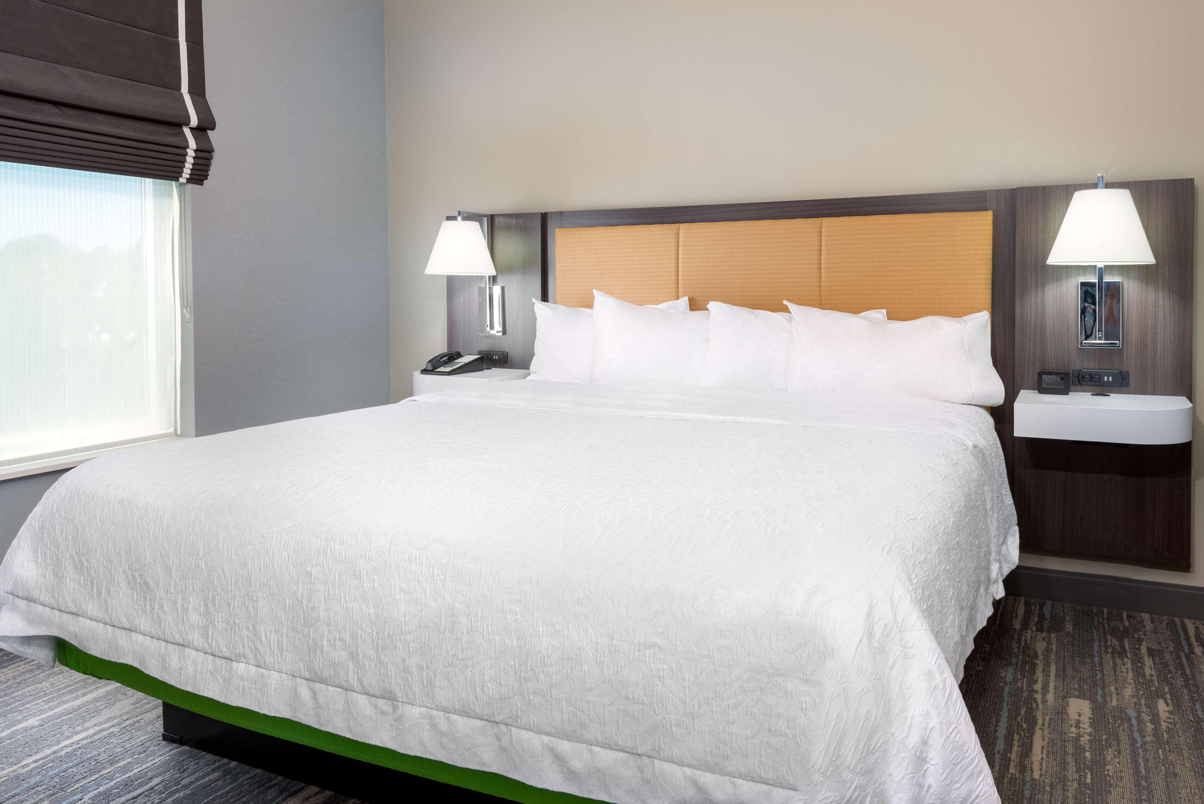Hampton Inn & Suites Tallahassee CapitolUniversity