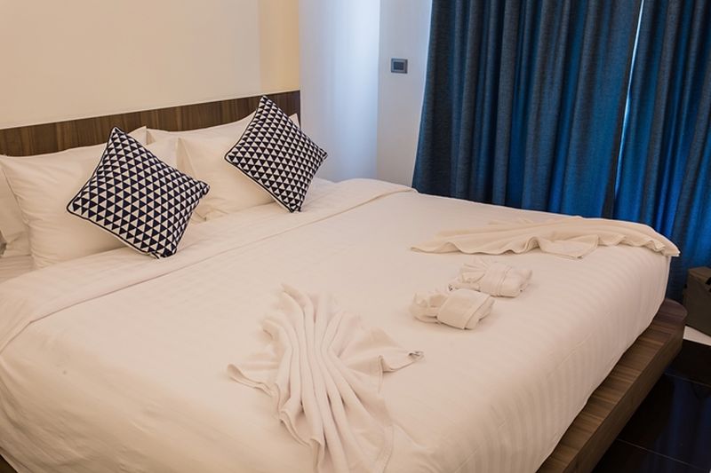BearPacker Patong Hostel by null