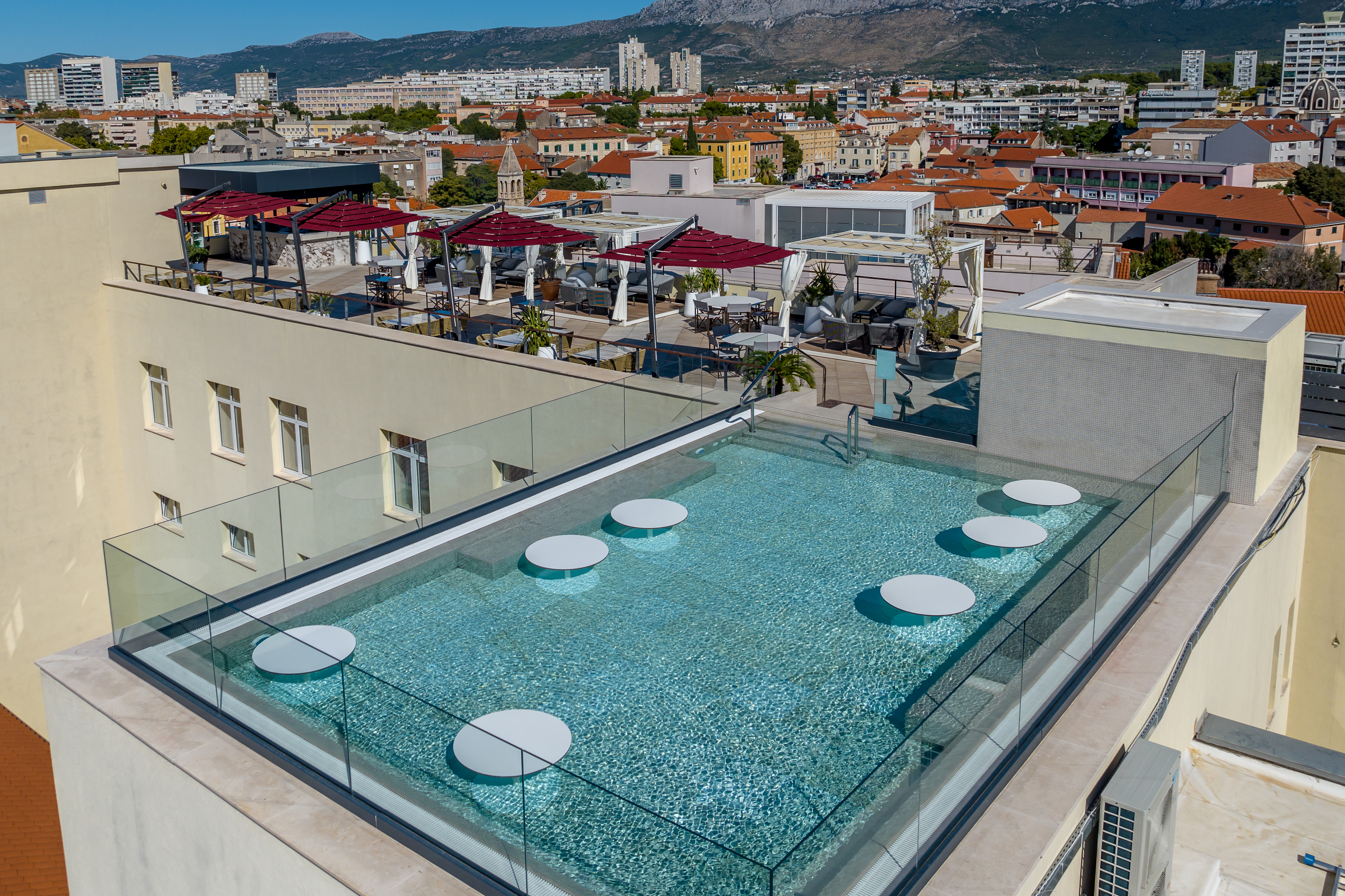 Cornaro Hotel - фото