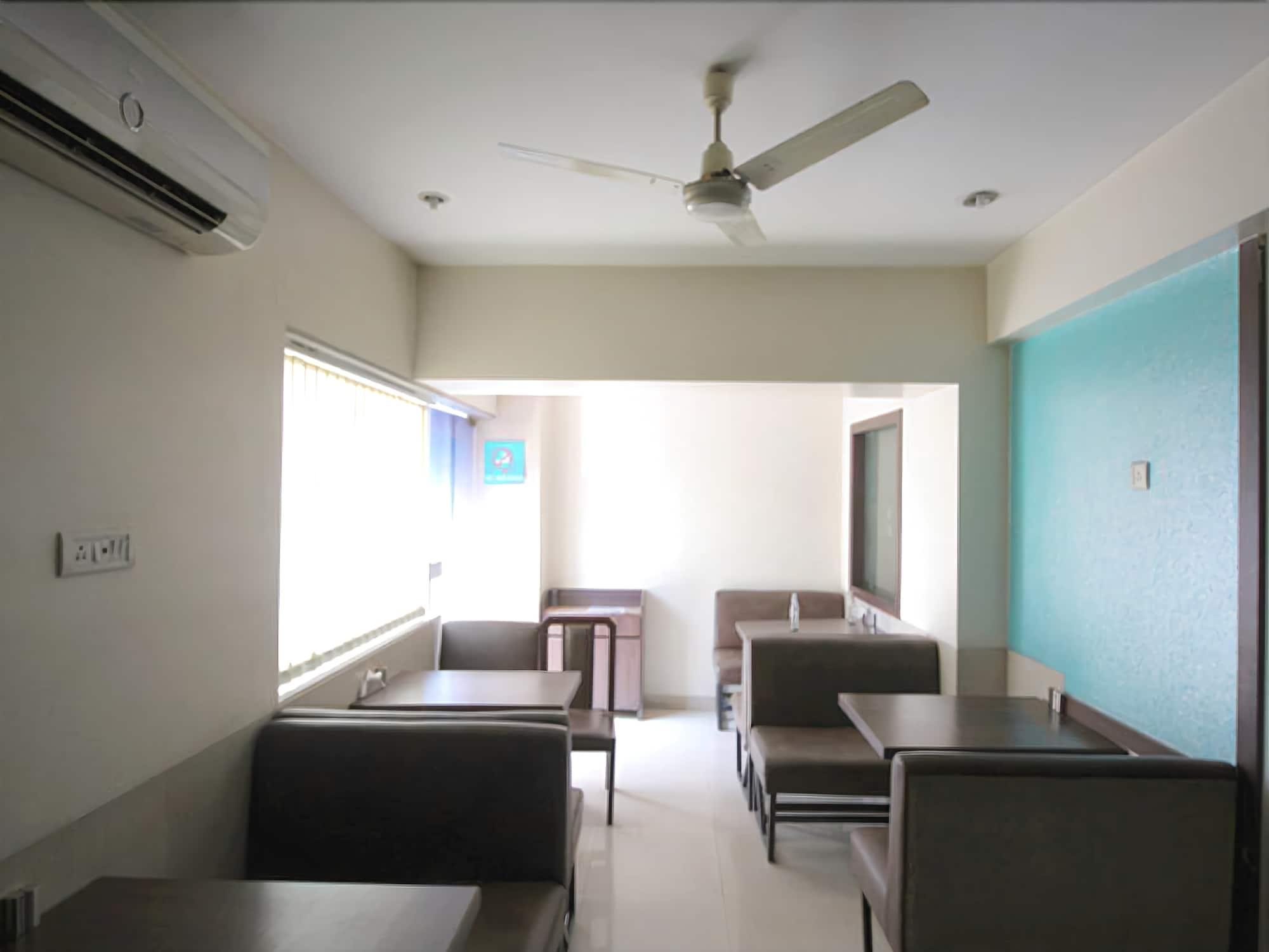 FabHotel Stay Inn Navi Mumbai