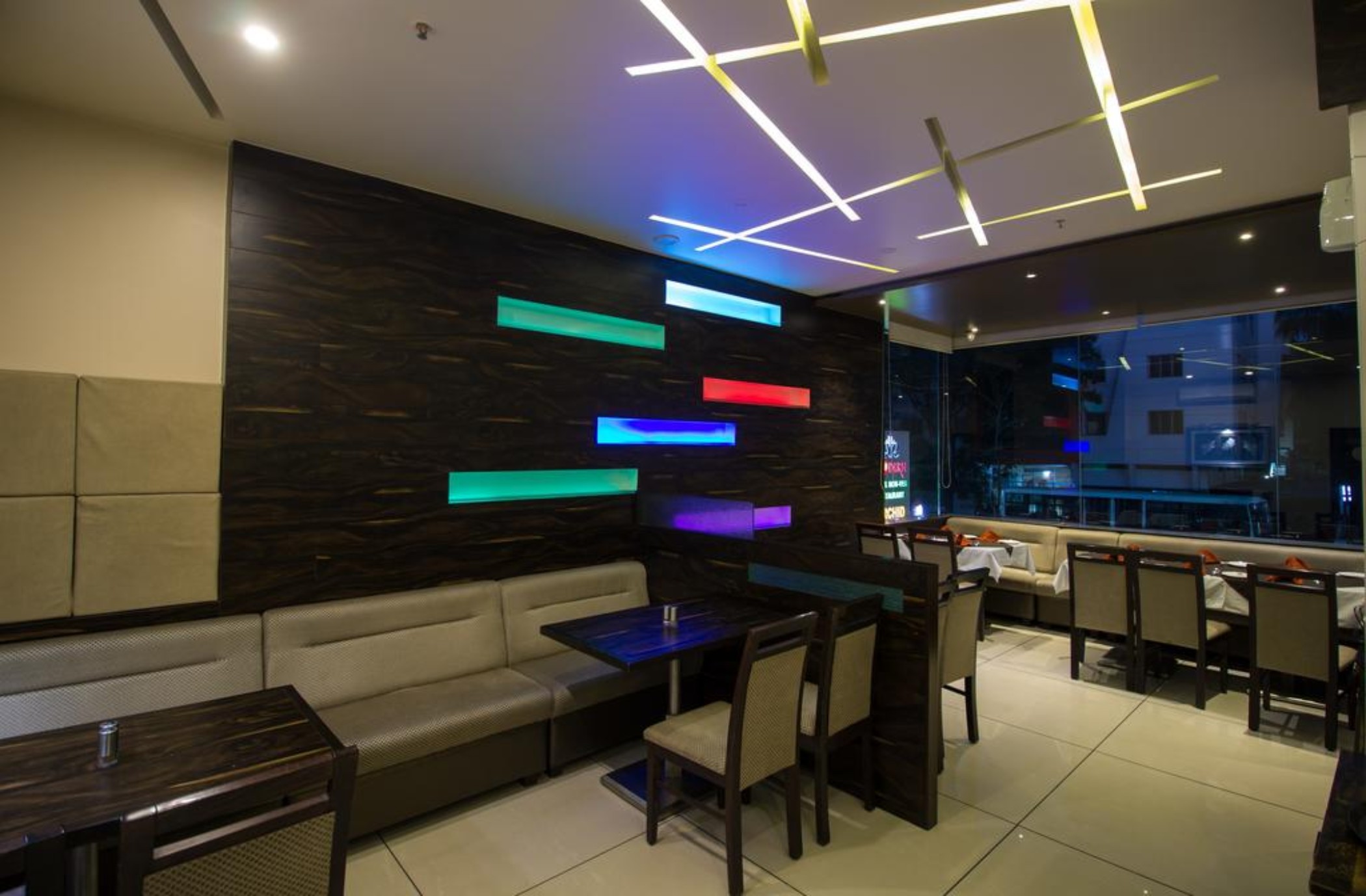 Fabhotel Regal Inn Pimpri Chinchwad