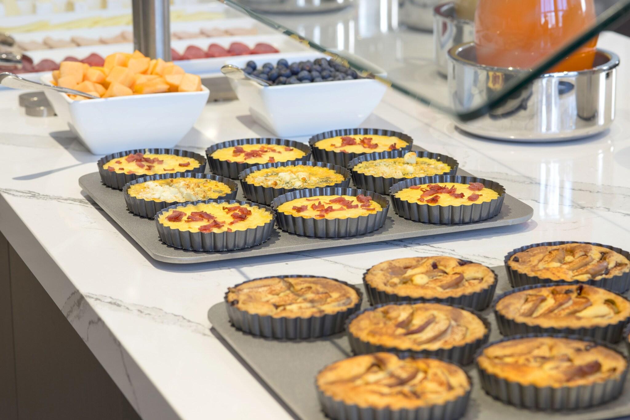 AC Hotel Boston Cleveland Circle by null