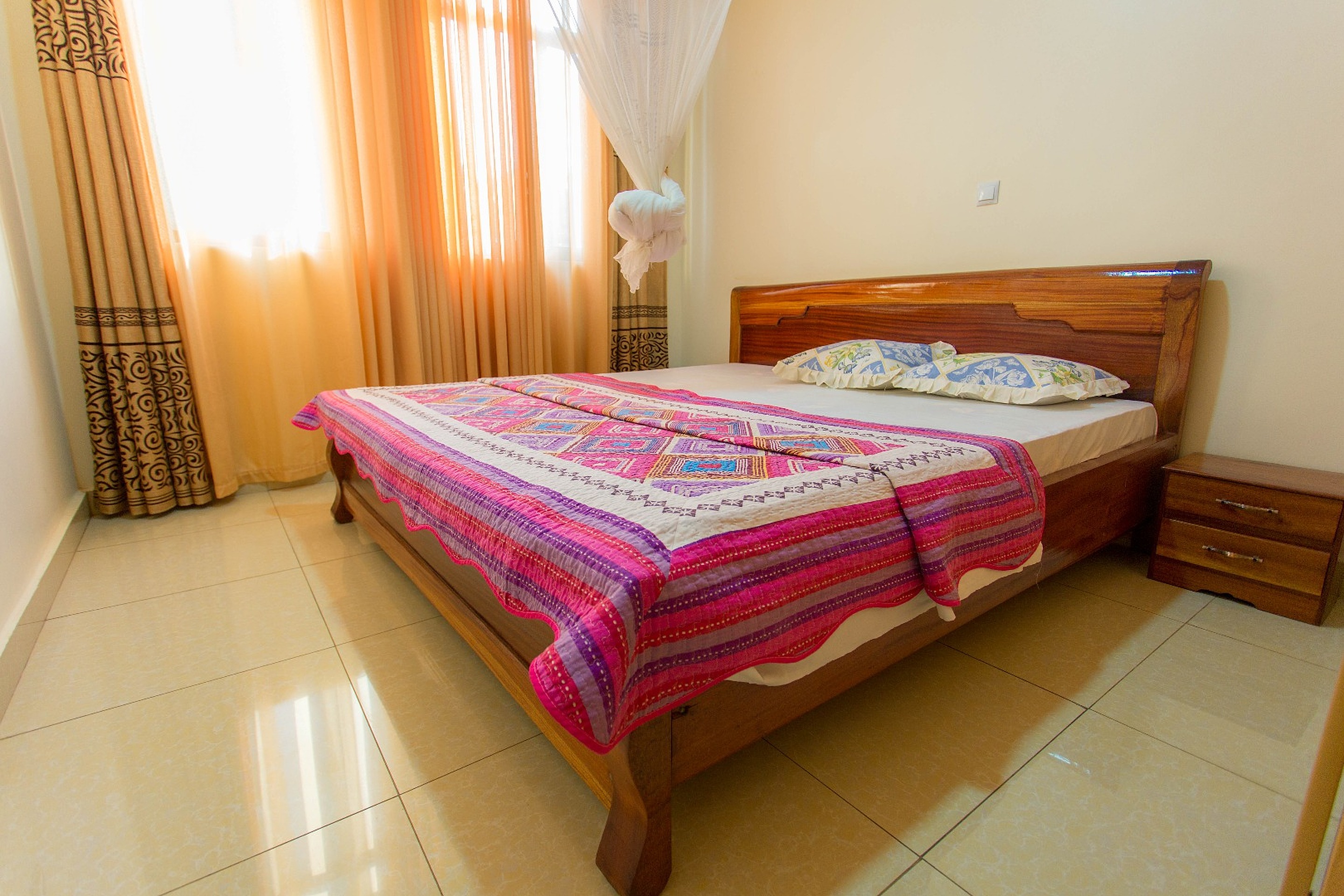 Twinview Apartments