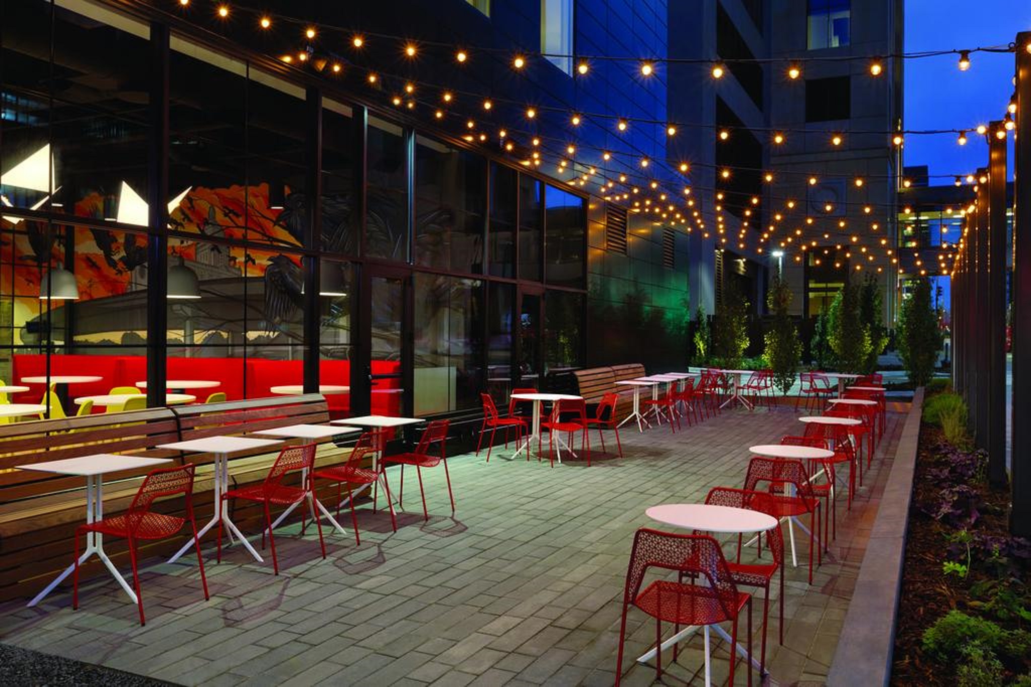 Radisson RED Minneapolis Downtown by null