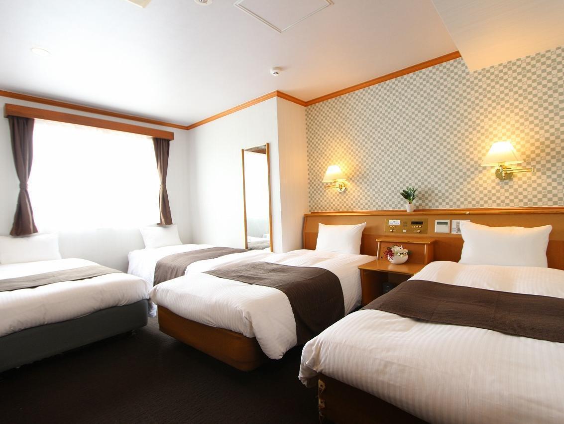 Hotel Livemax Naha Tomarikō image