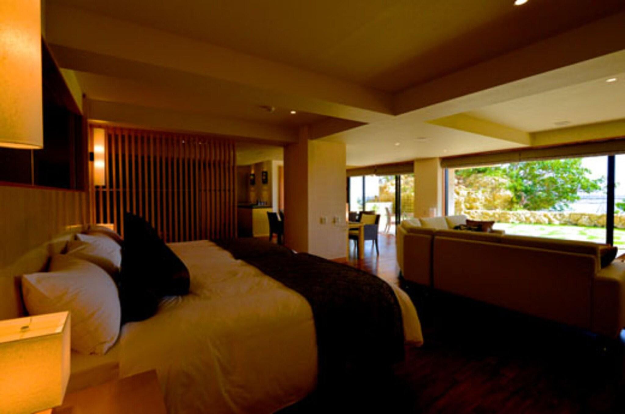 Hyakuna Garan by null