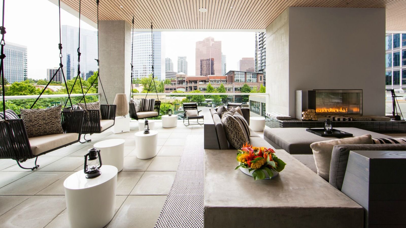 W Bellevue by null