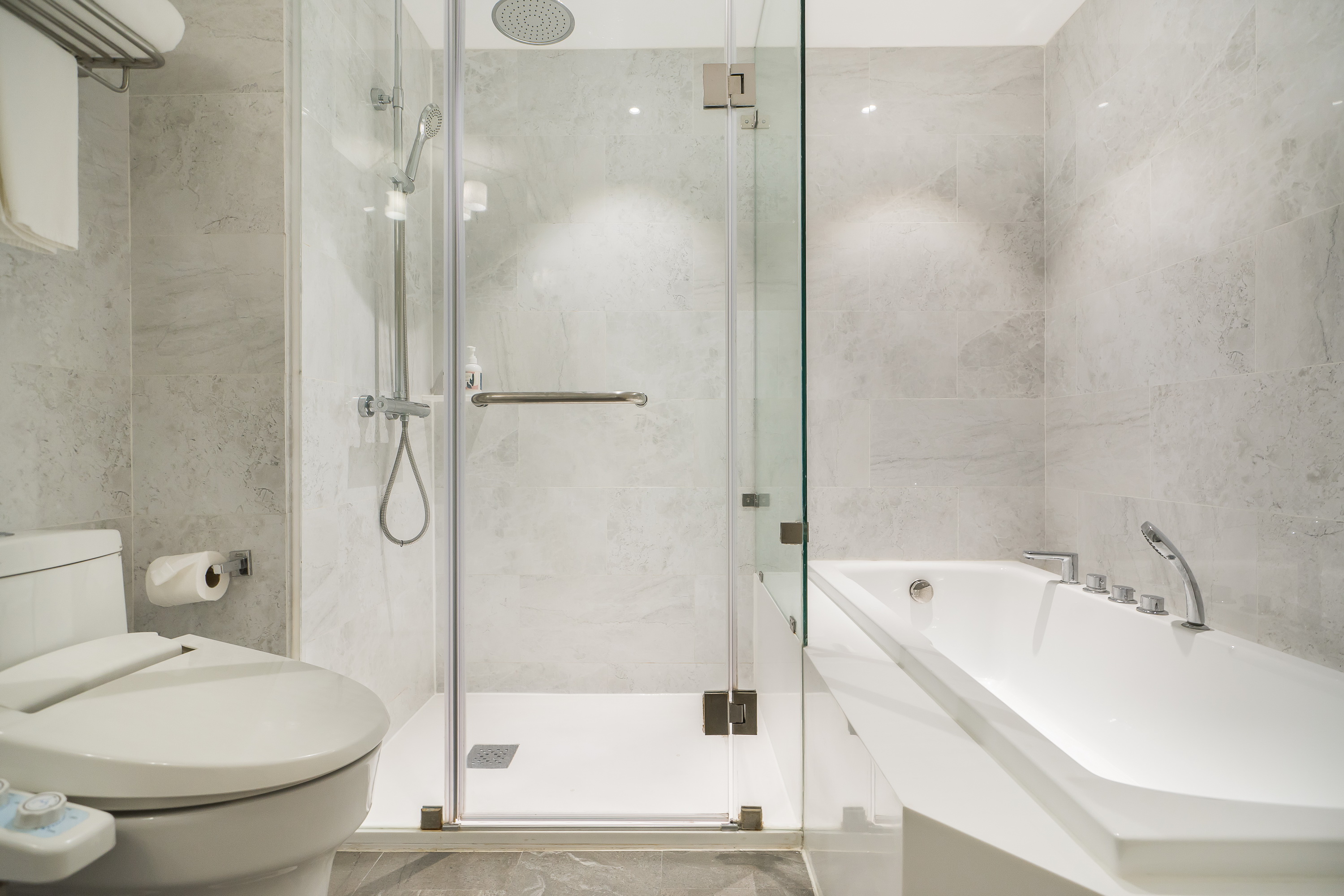 Arden Hotel and Residence by At Mind