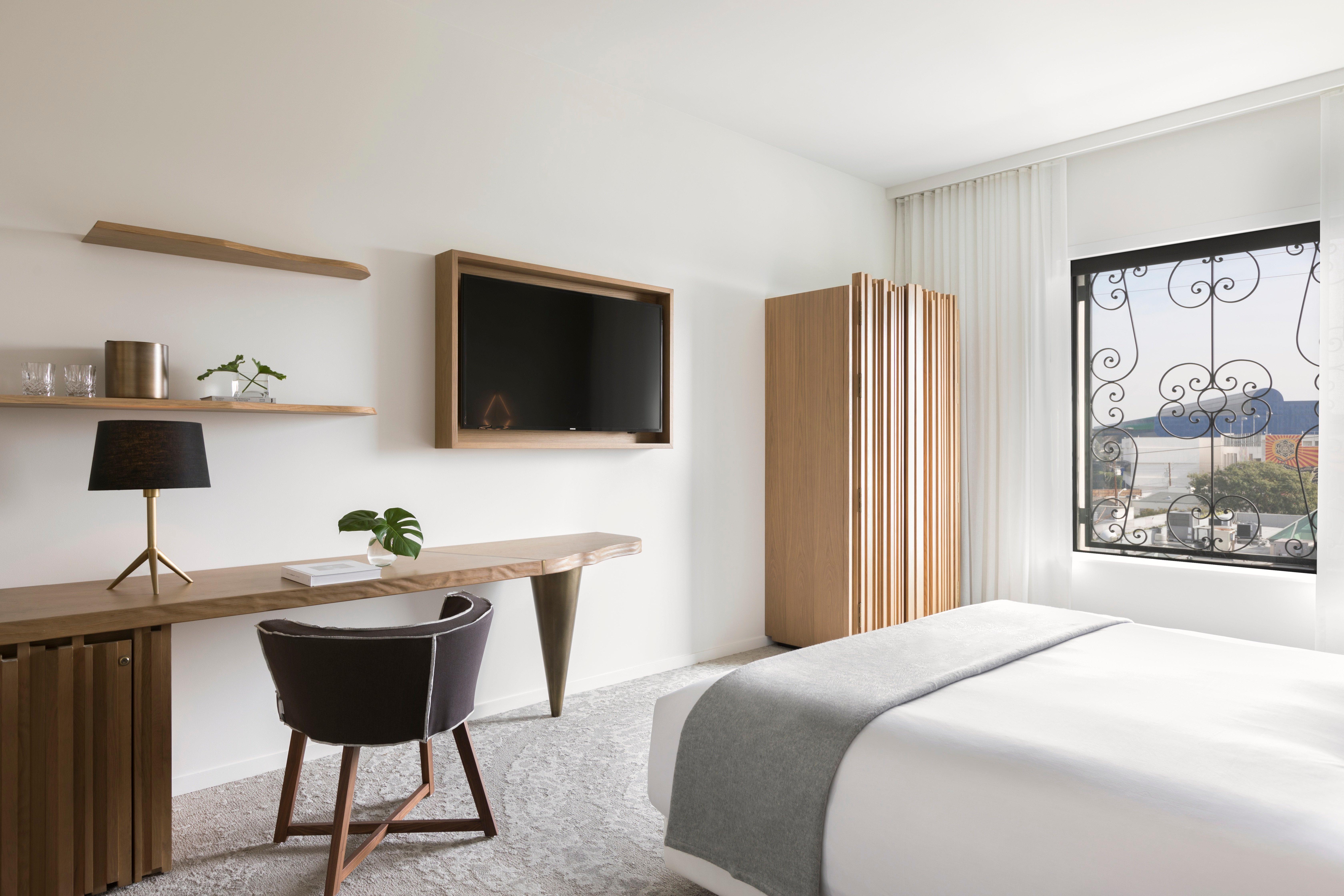 Kimpton La Peer Hotel