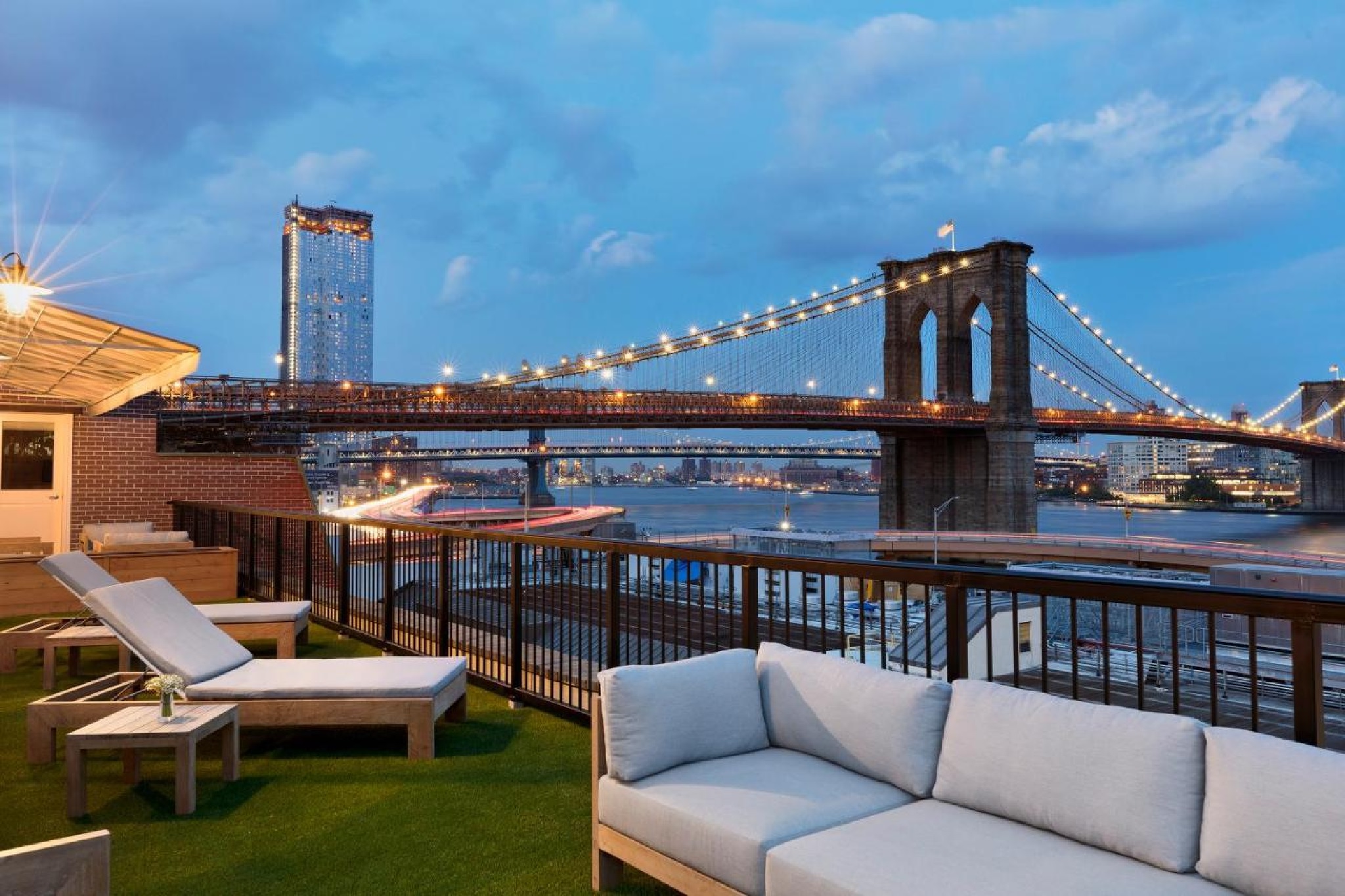 33 Hotel New York City Seaport by null