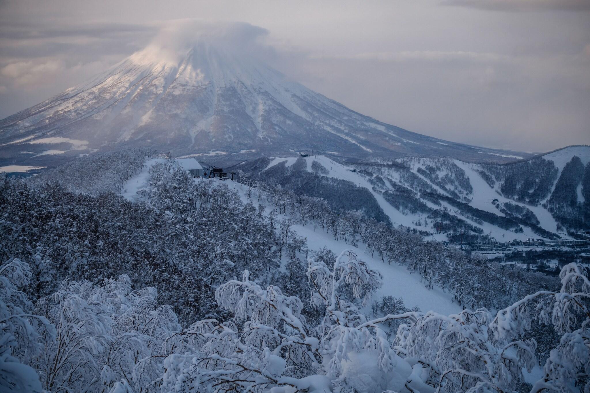 Rusutsu Resort Hotel & Convention by null