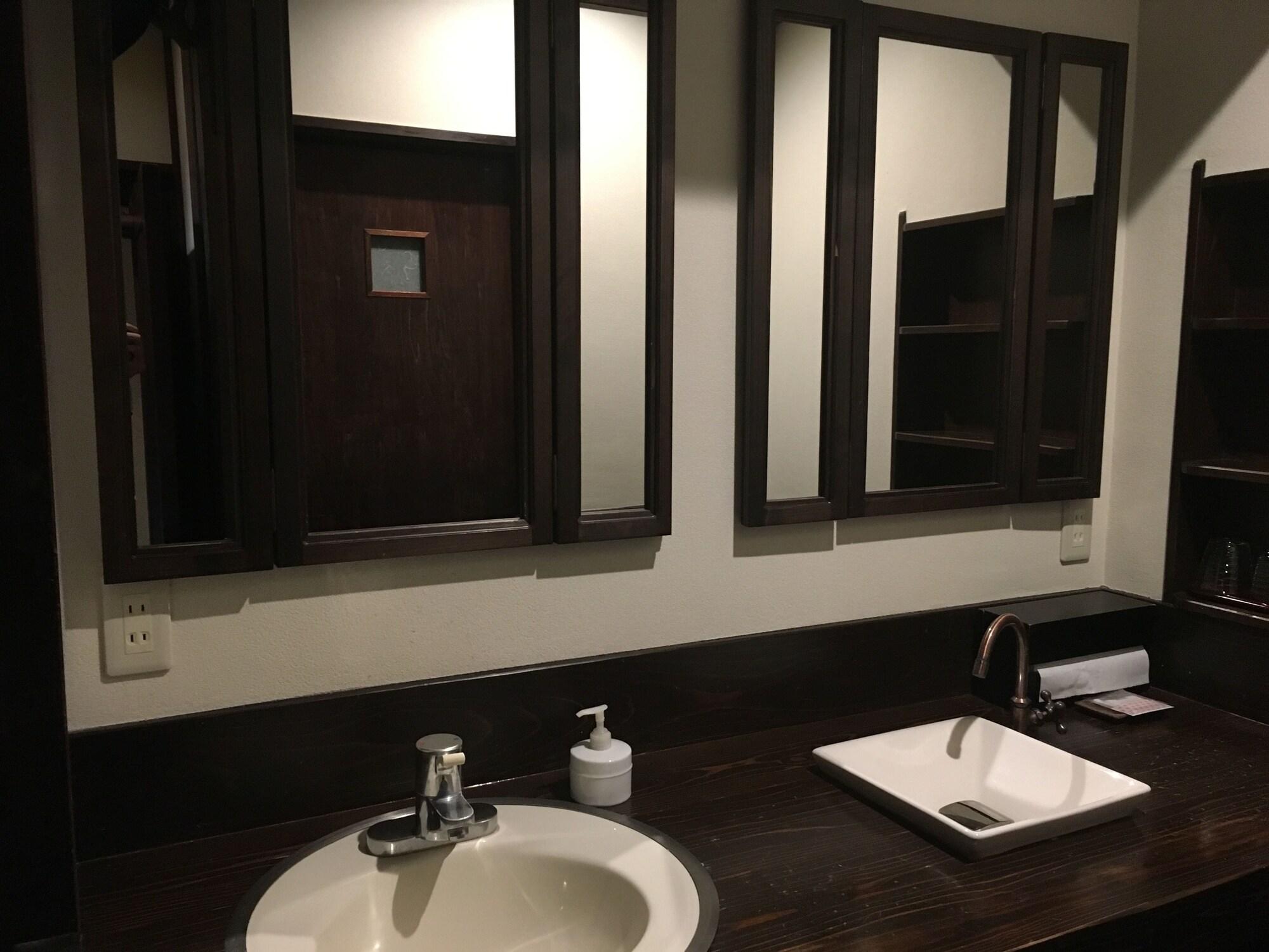 Yumoto Choza by null