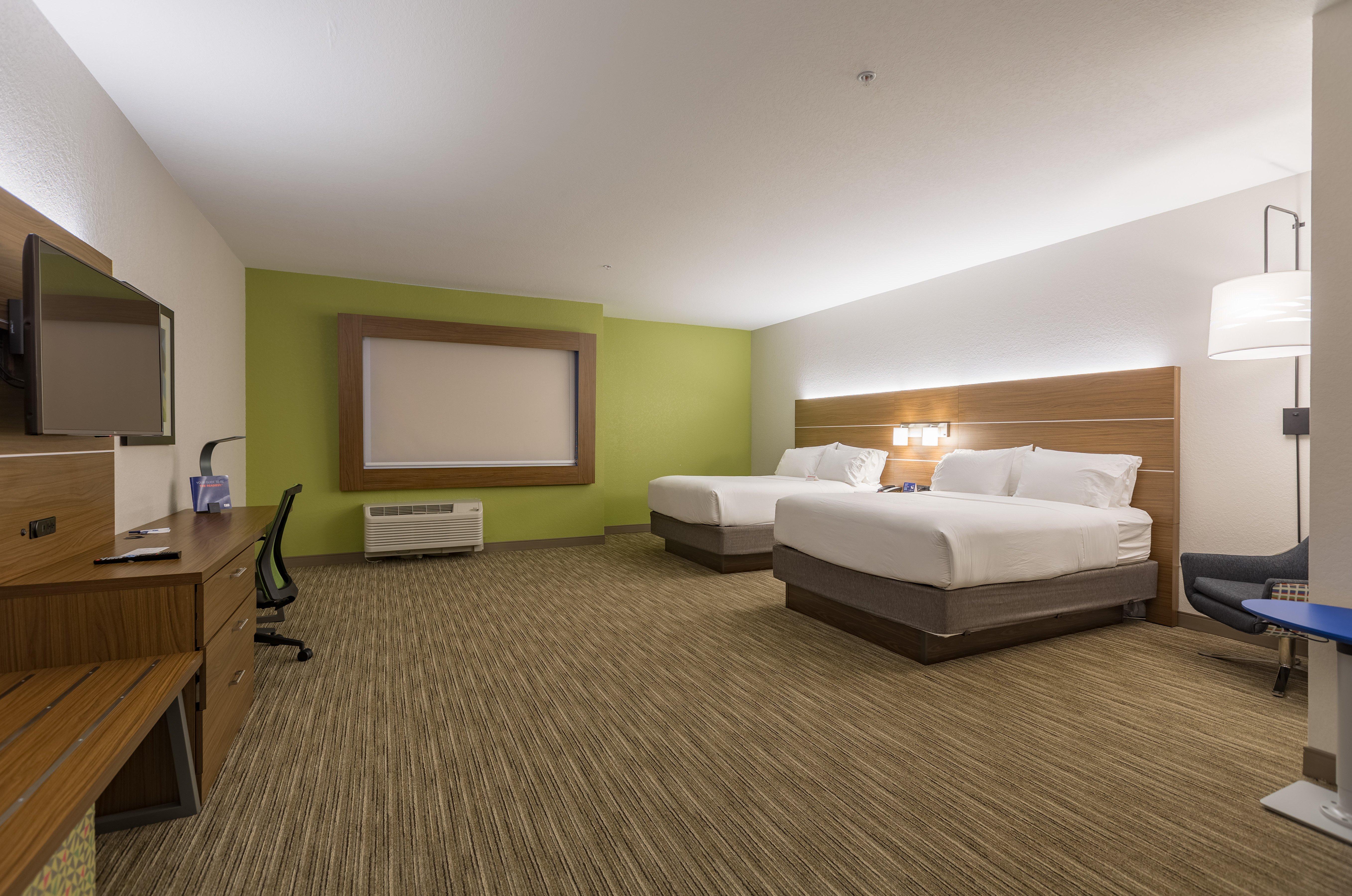 Holiday Inn Express and Suites San Marcos South