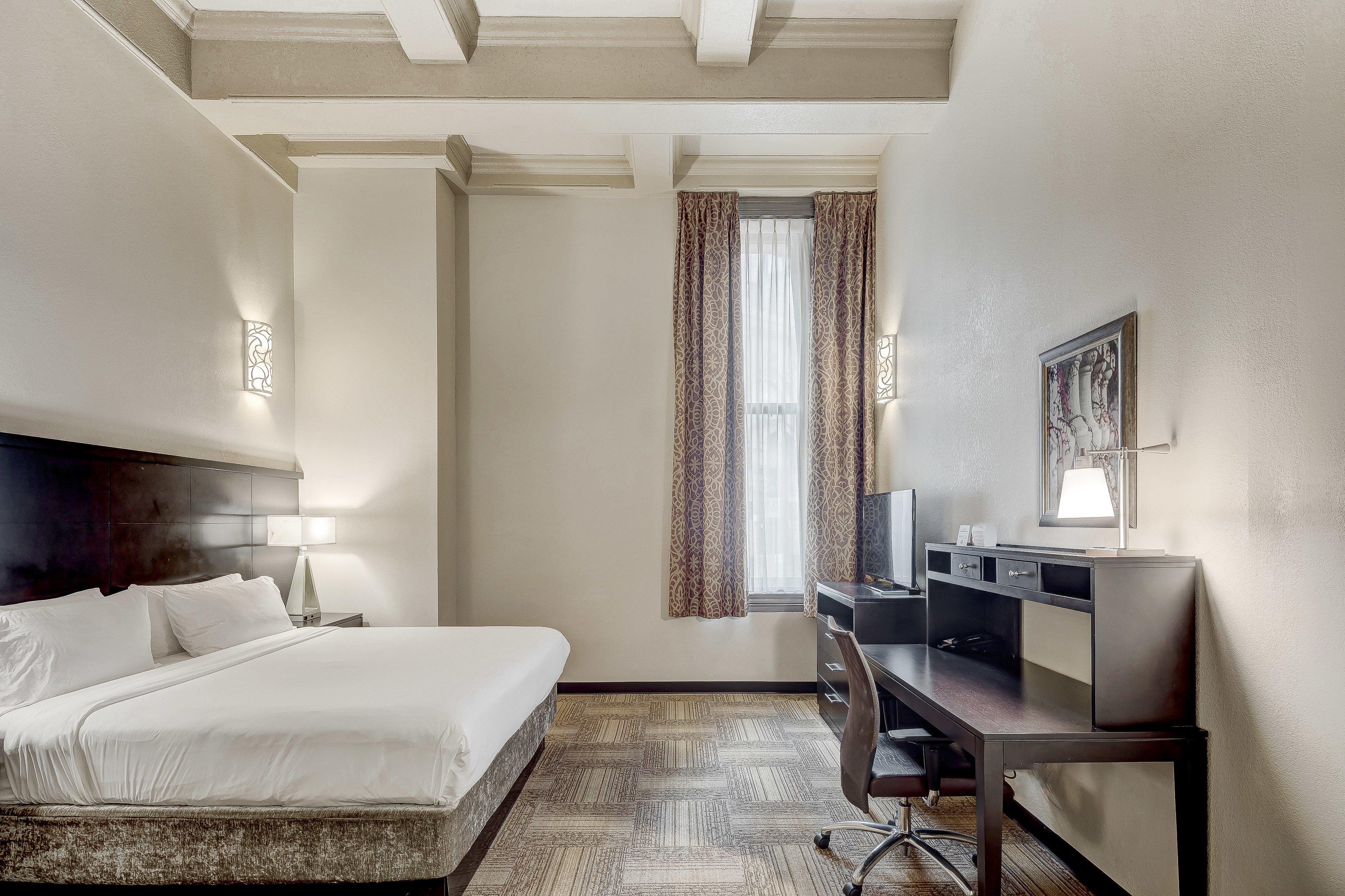 Staybridge Suites Baltimore - Inner Harbor