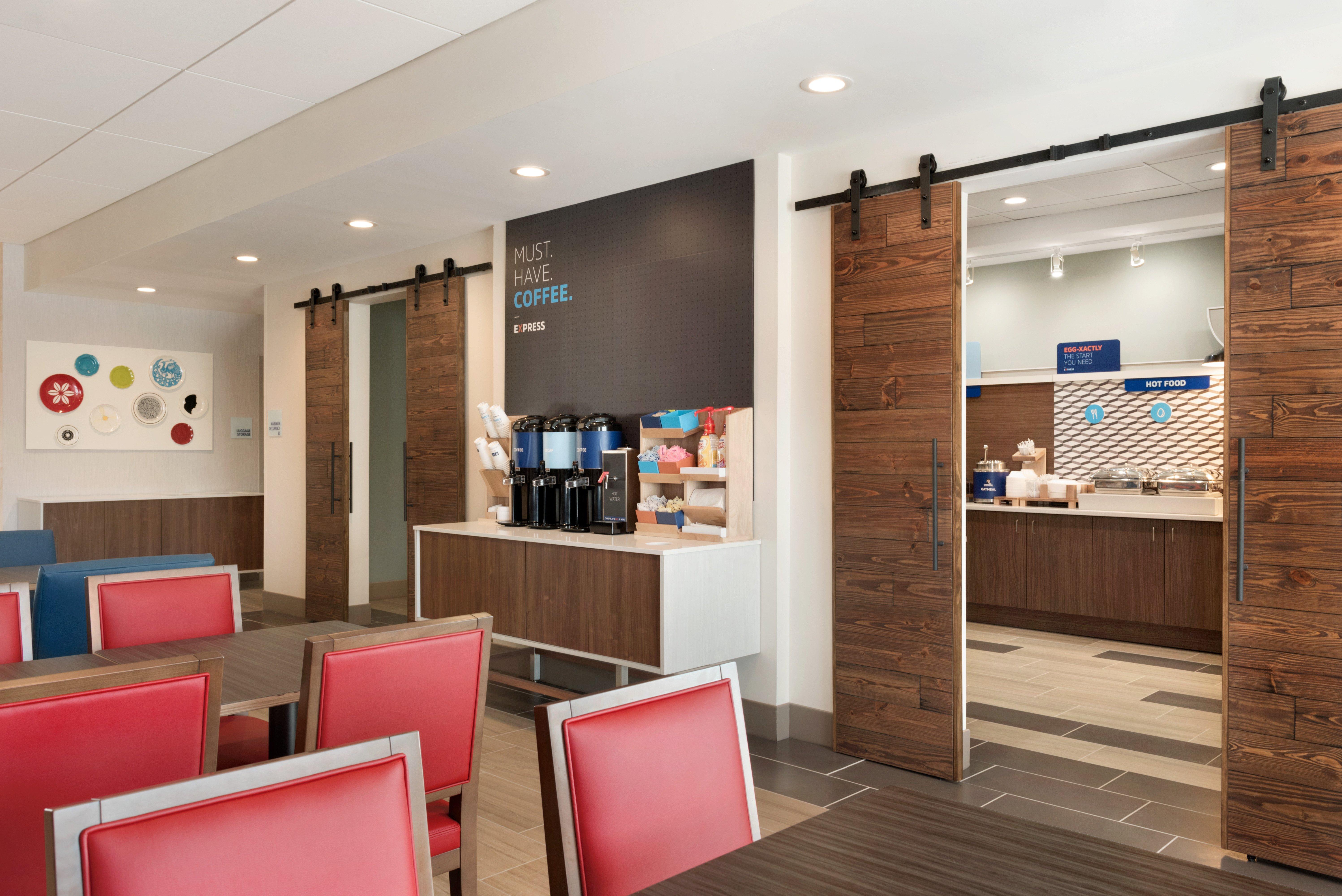 Holiday Inn Exp & Sts-Cincinnati South - Wilder