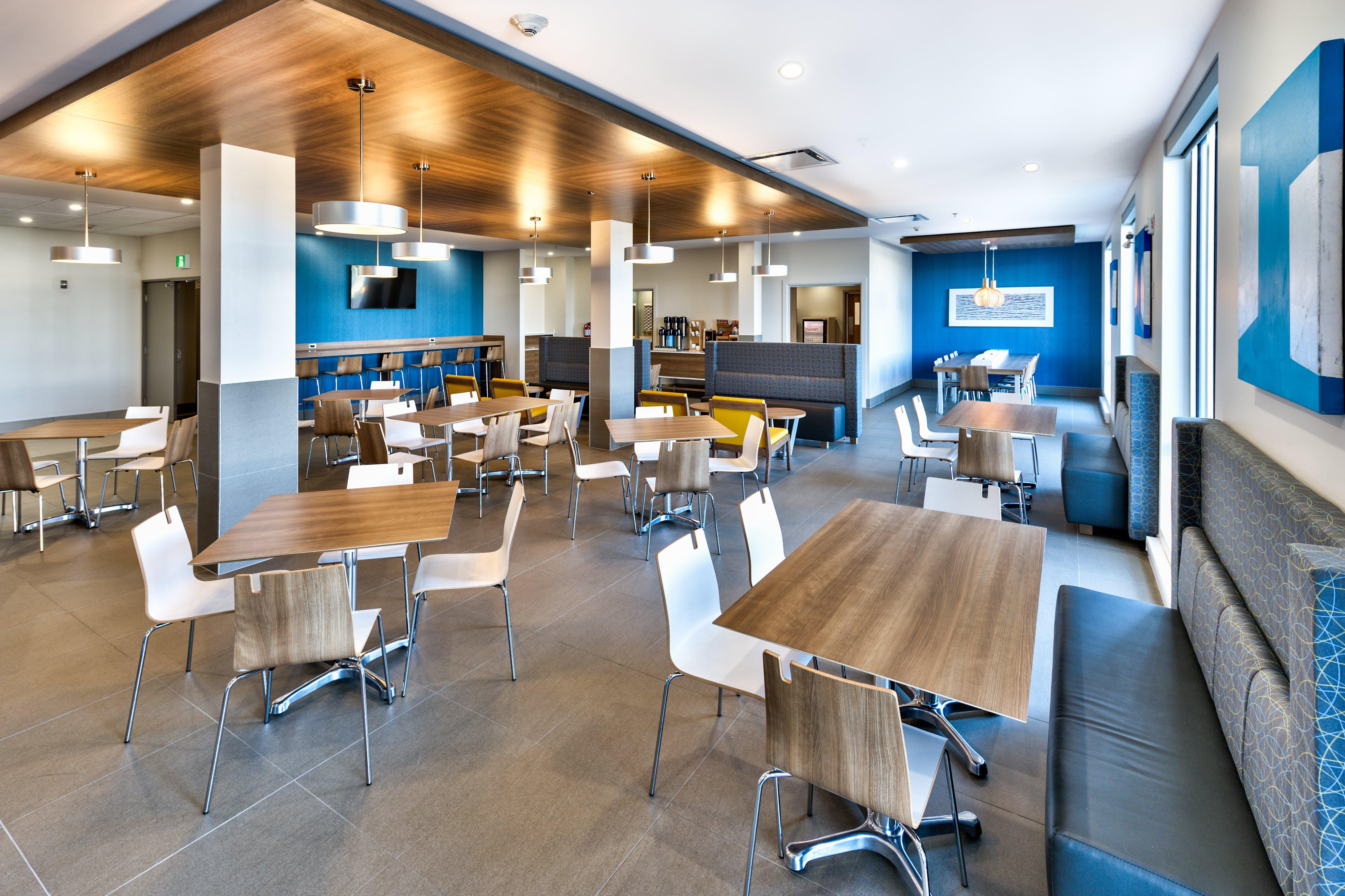 Holiday Inn Express and Suites Trois Rivieres