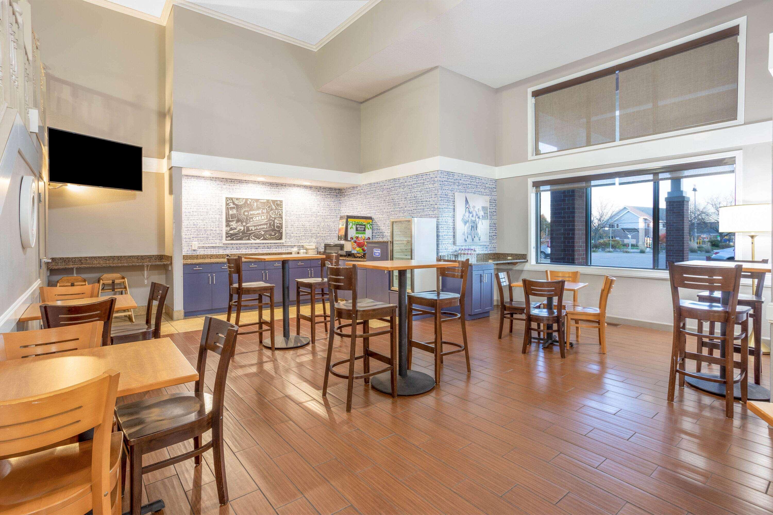 Americinn By Wyndham Madison South
