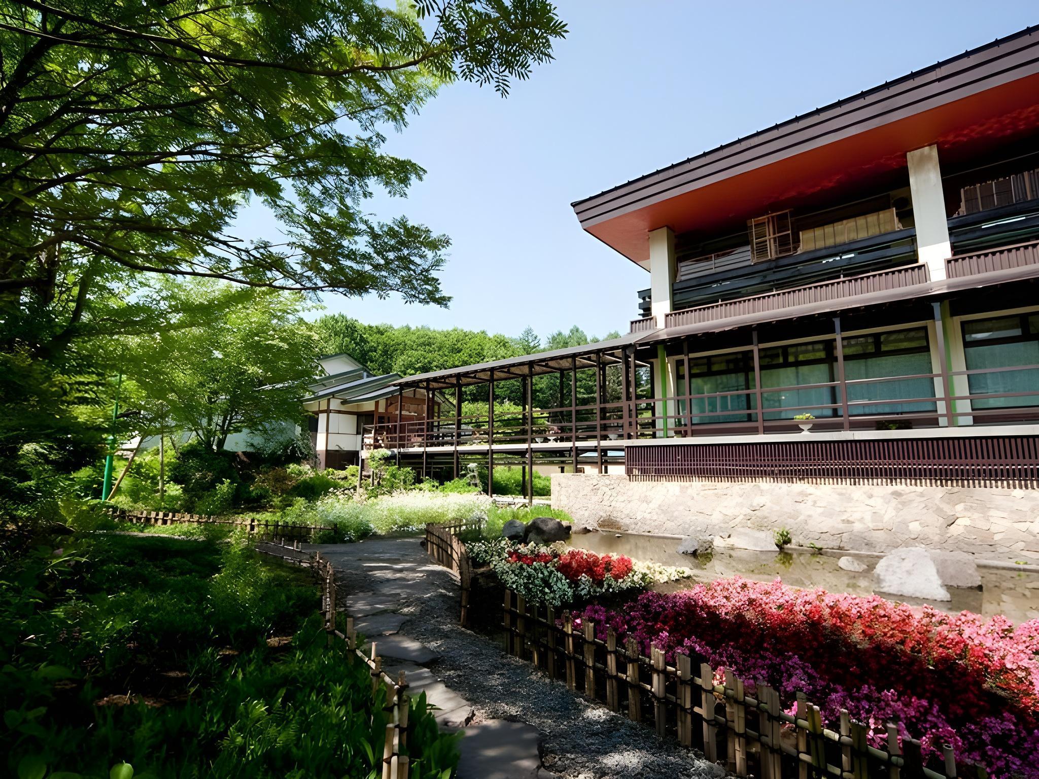 Okutone Onsen Hotel Sunbird