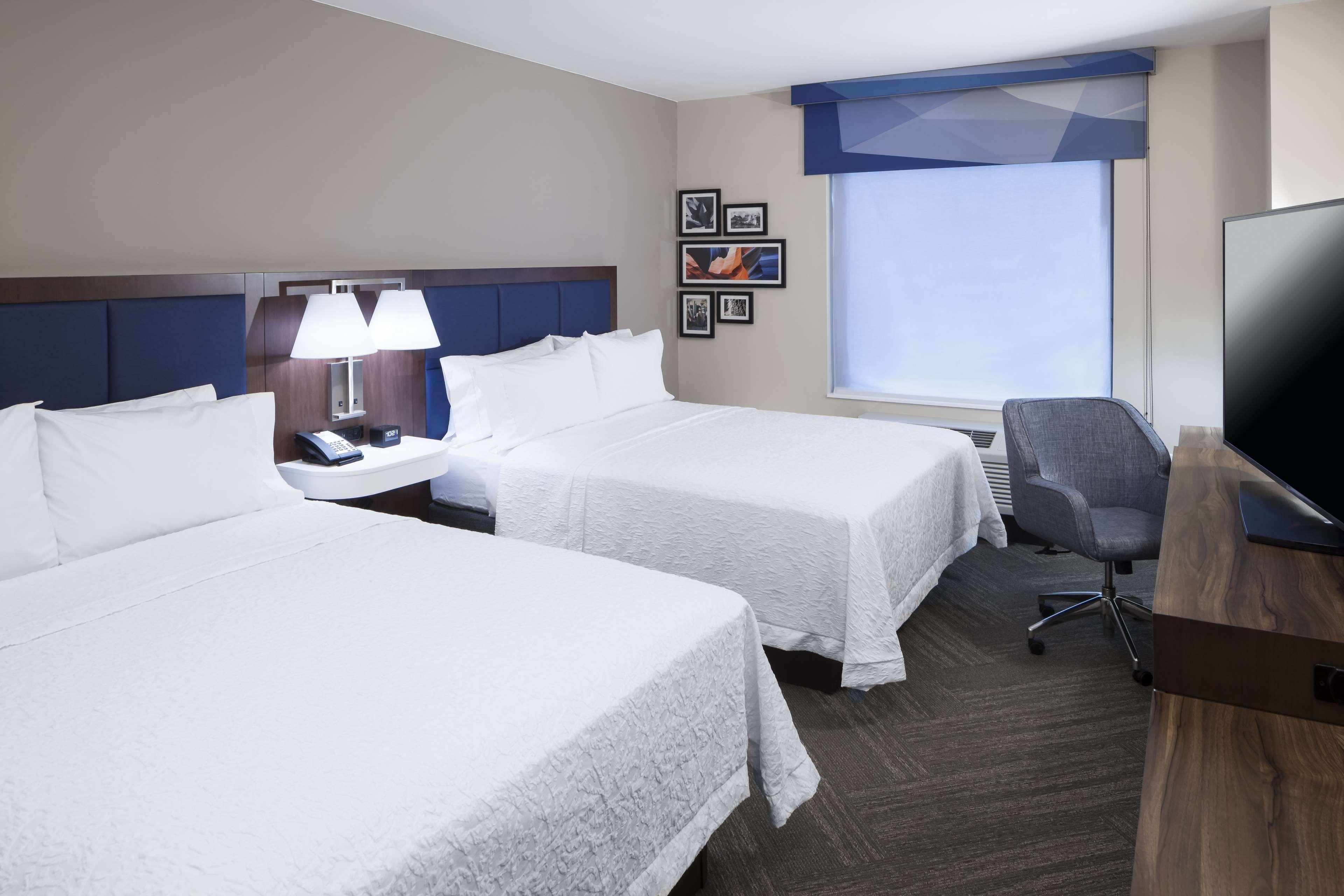 Hampton Inn & Suites Phoenix Downtown