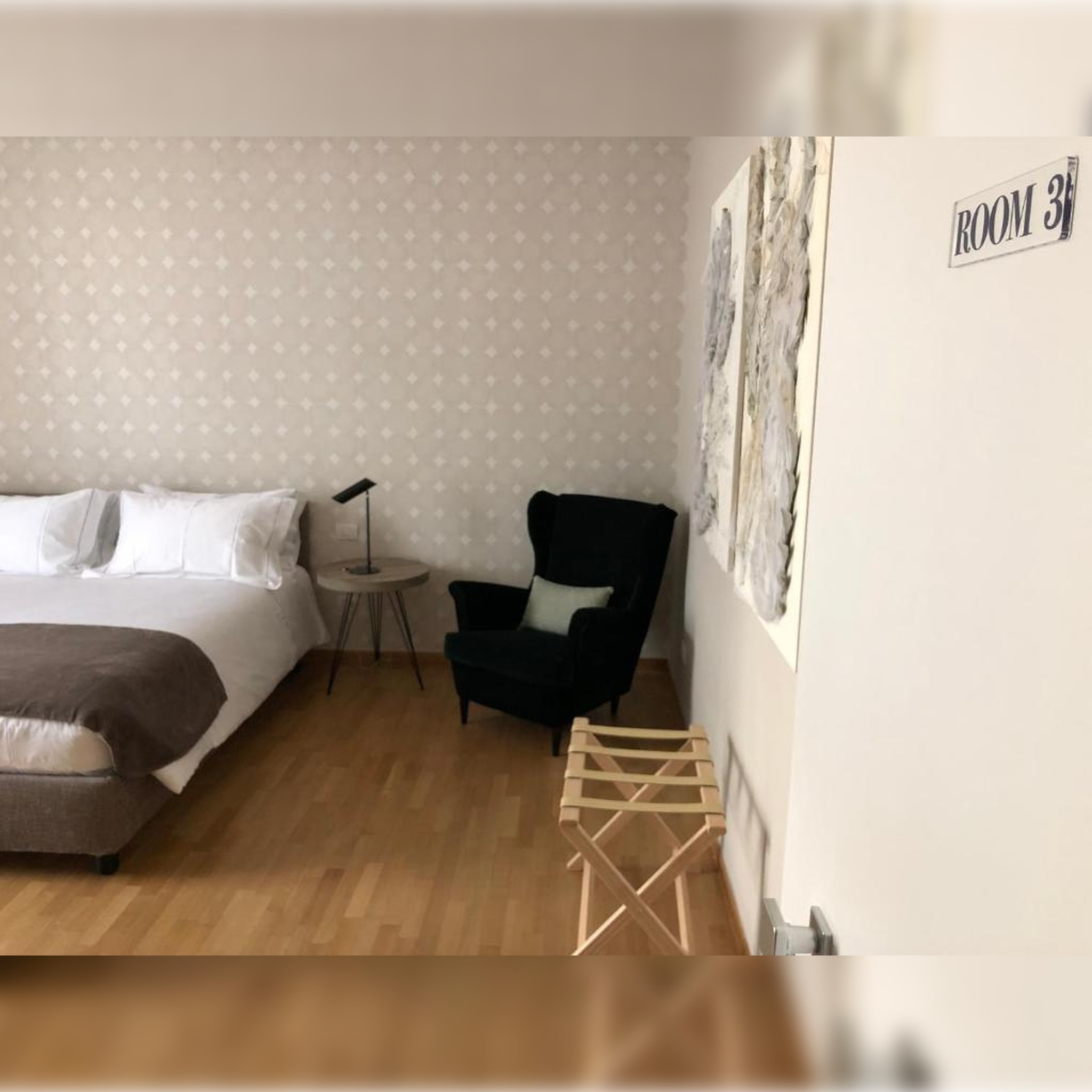 200 Rooms & Terrace by null