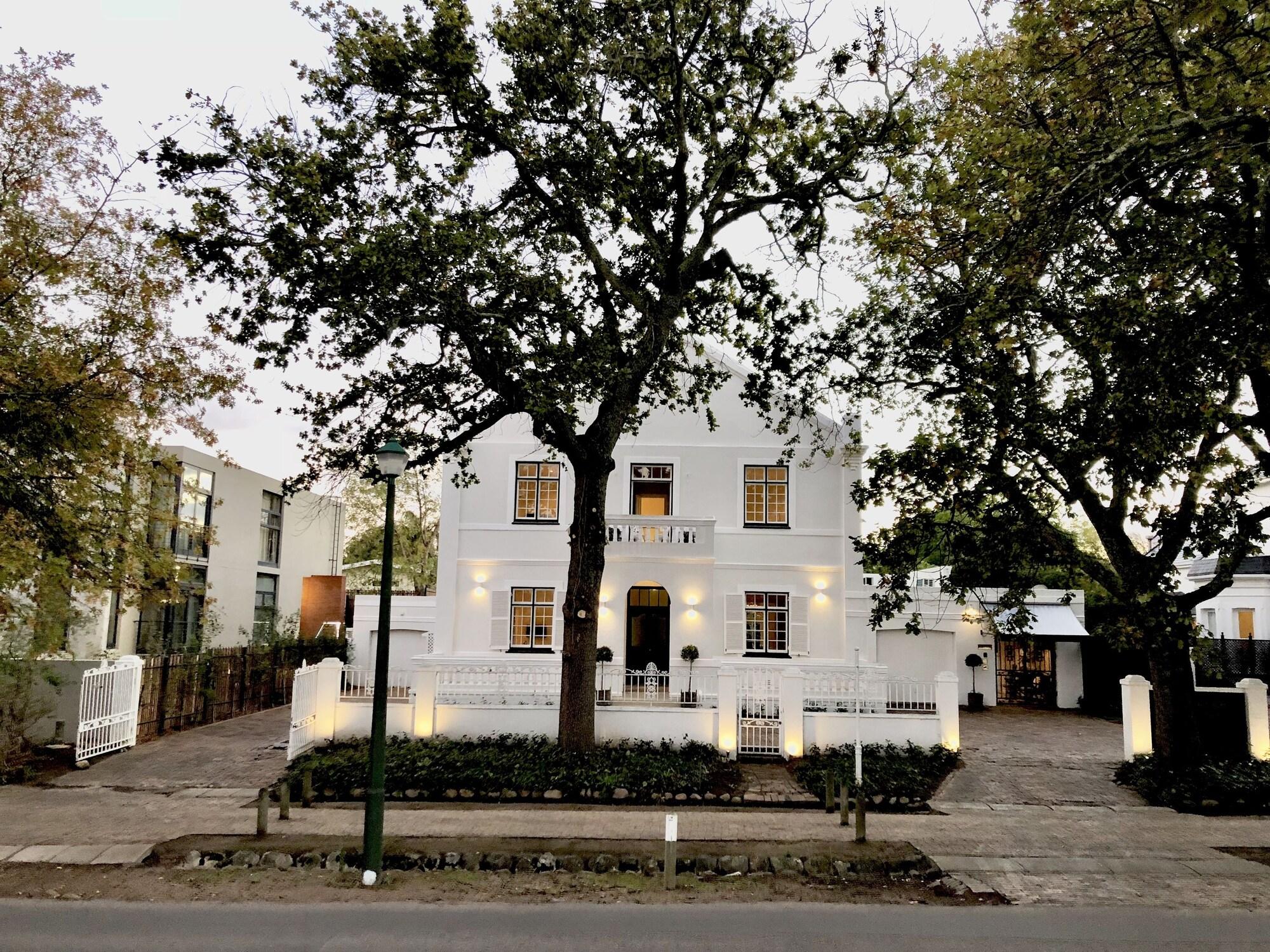 River Manor Boutique Hotel by null