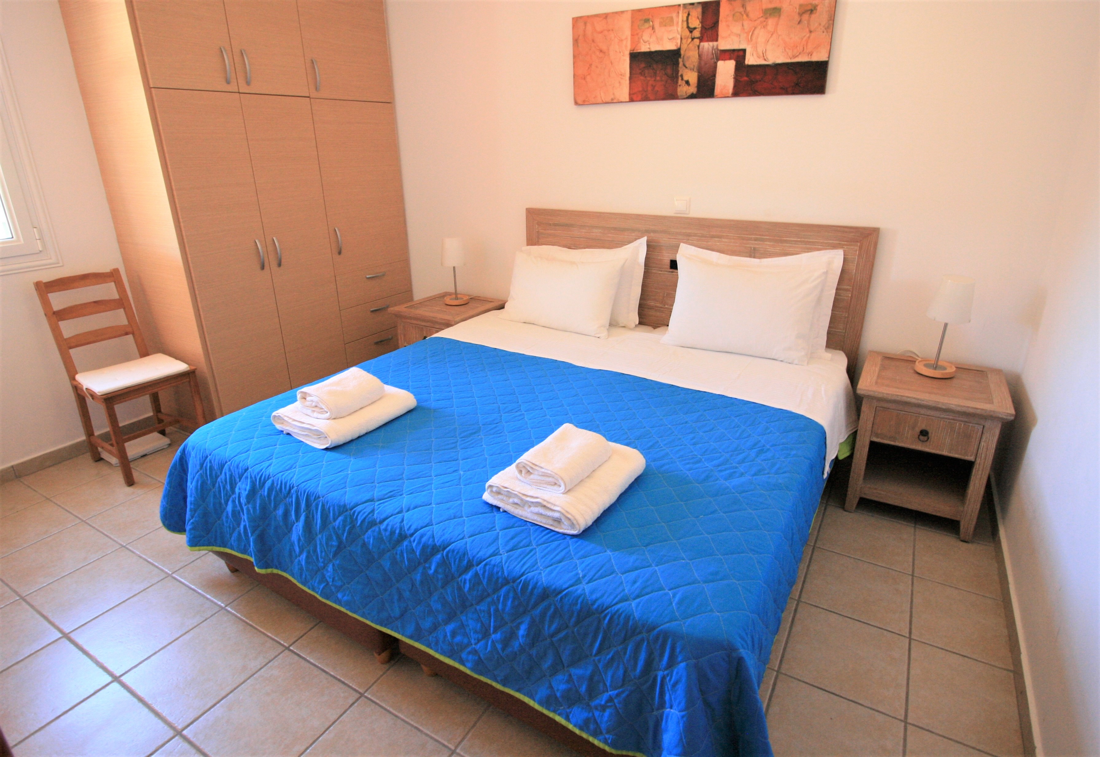 Lagoon View Apartments - Adults Only