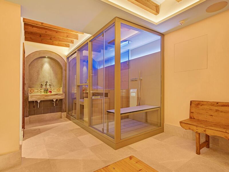 Hotel Glòria de Sant Jaume by null