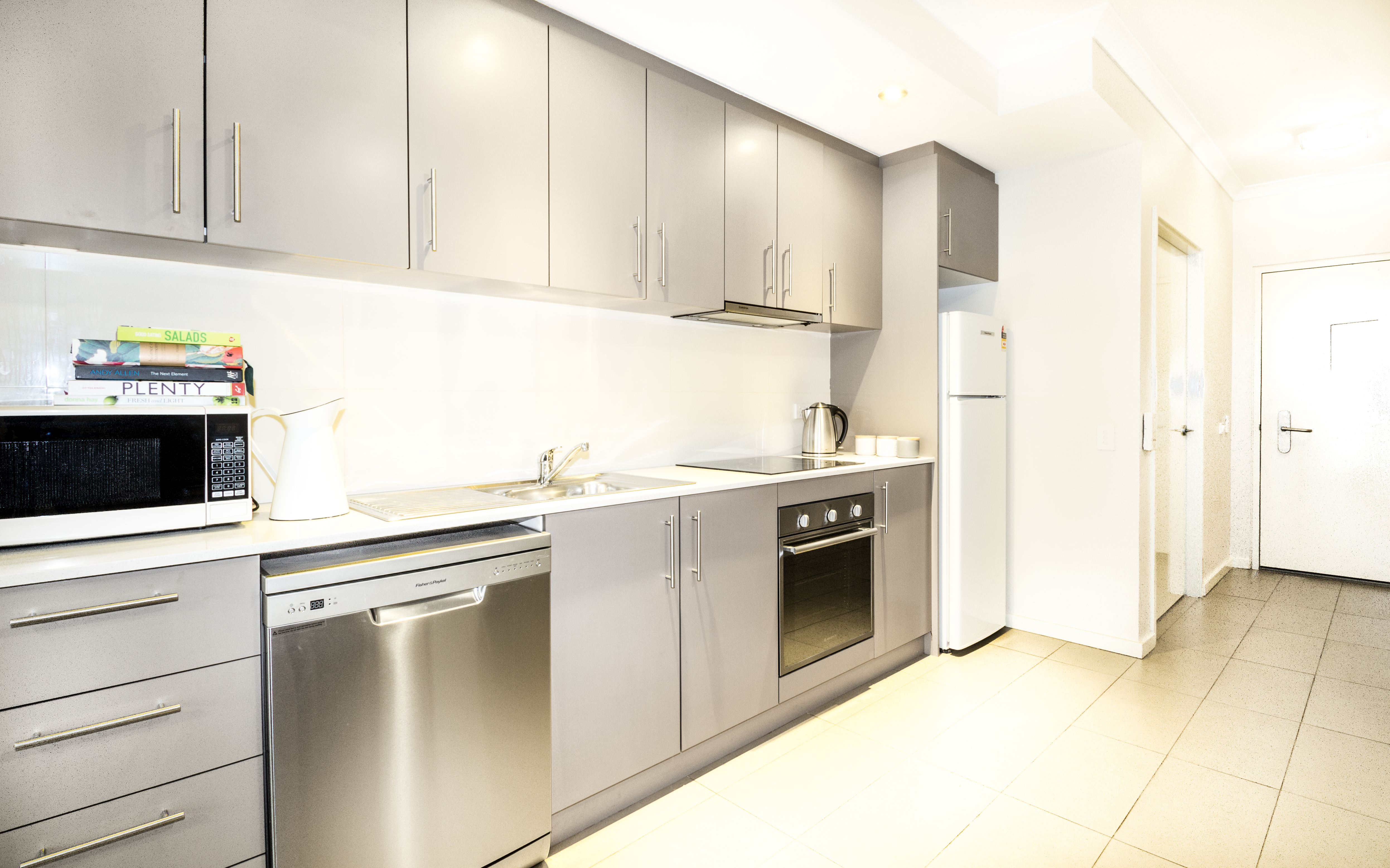 Airport Apartments by Vetroblu