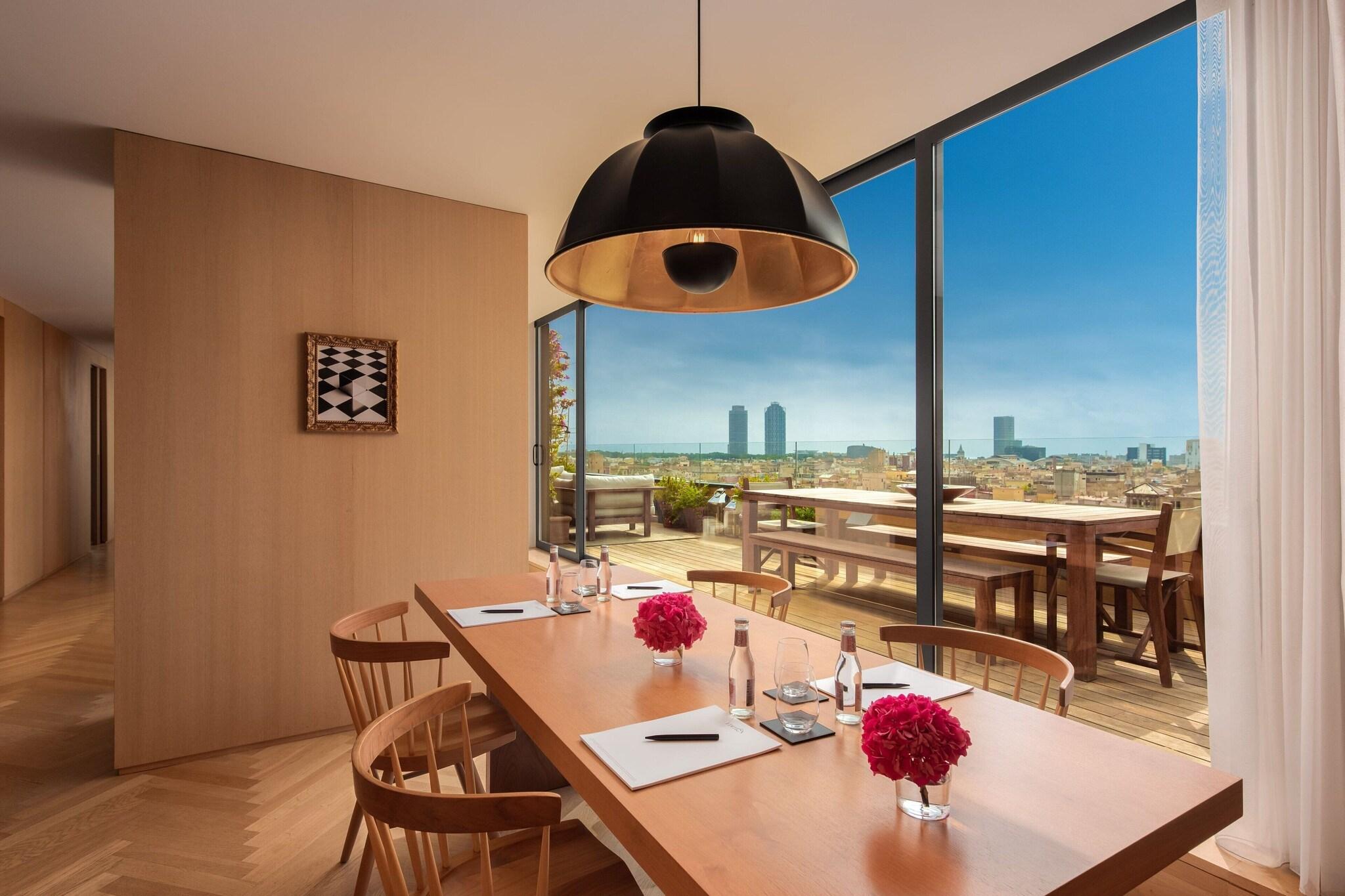 EDITION Barcelona - фото