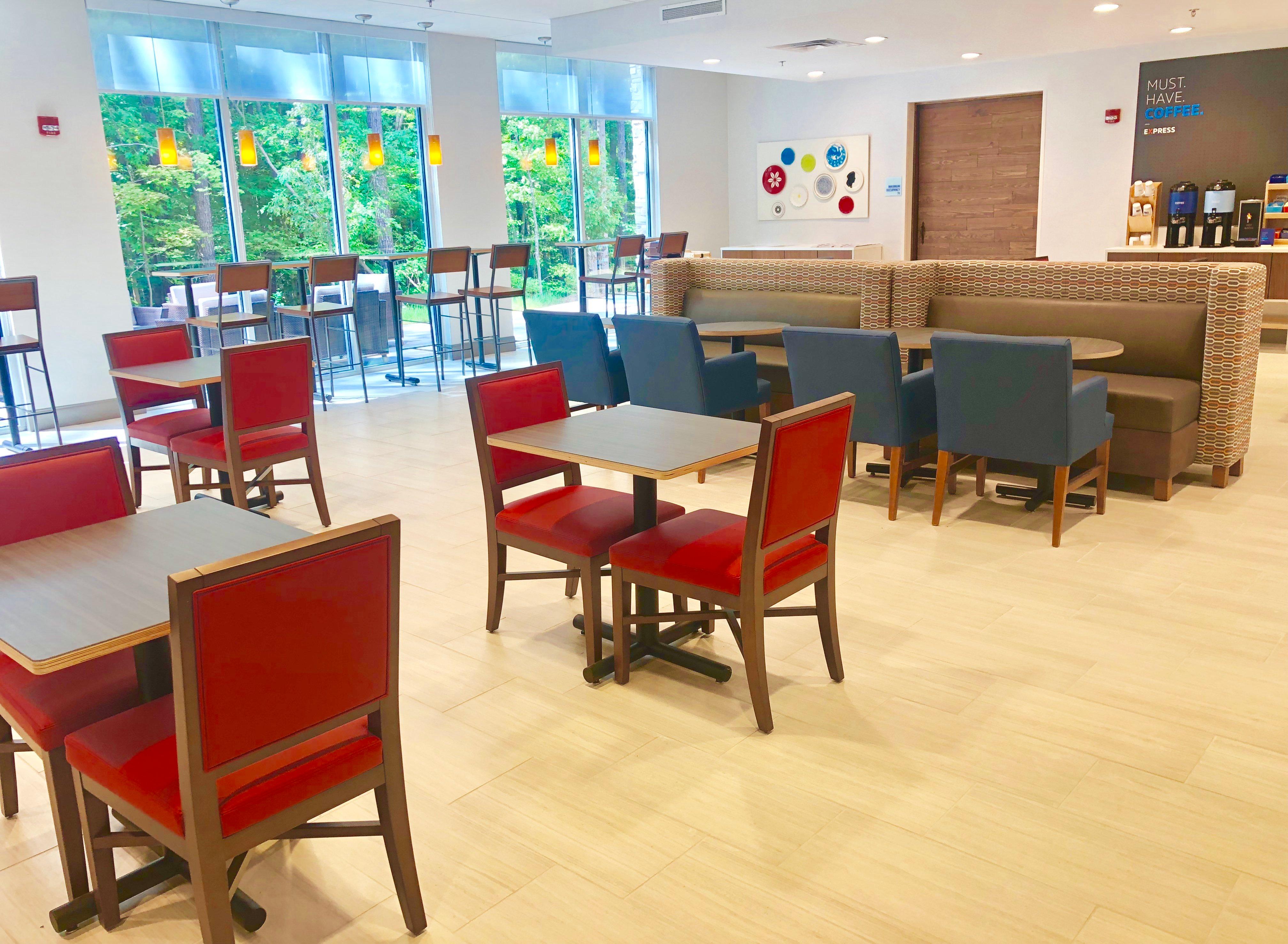 Holiday Inn Express Raleigh Arpt - Brier Crk Area