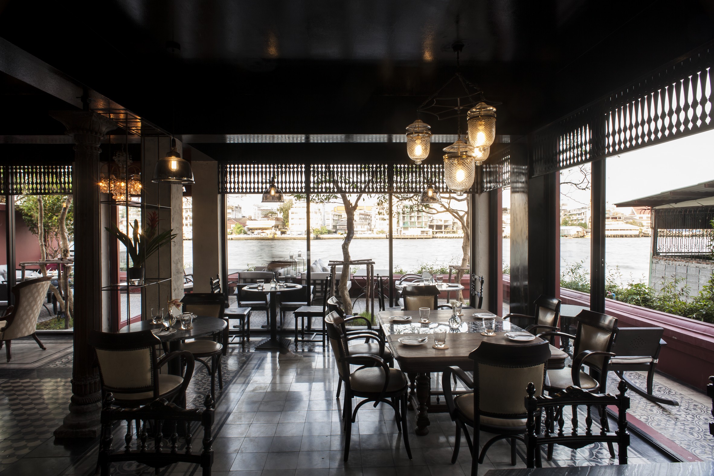 Amdaeng by NJOY Prestige Hotel by null