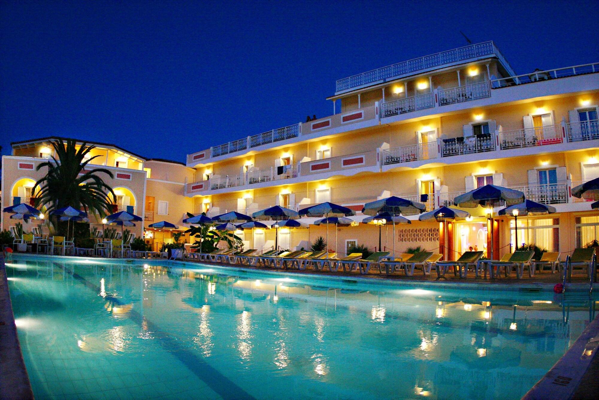 Ionis Art Hotel - фото