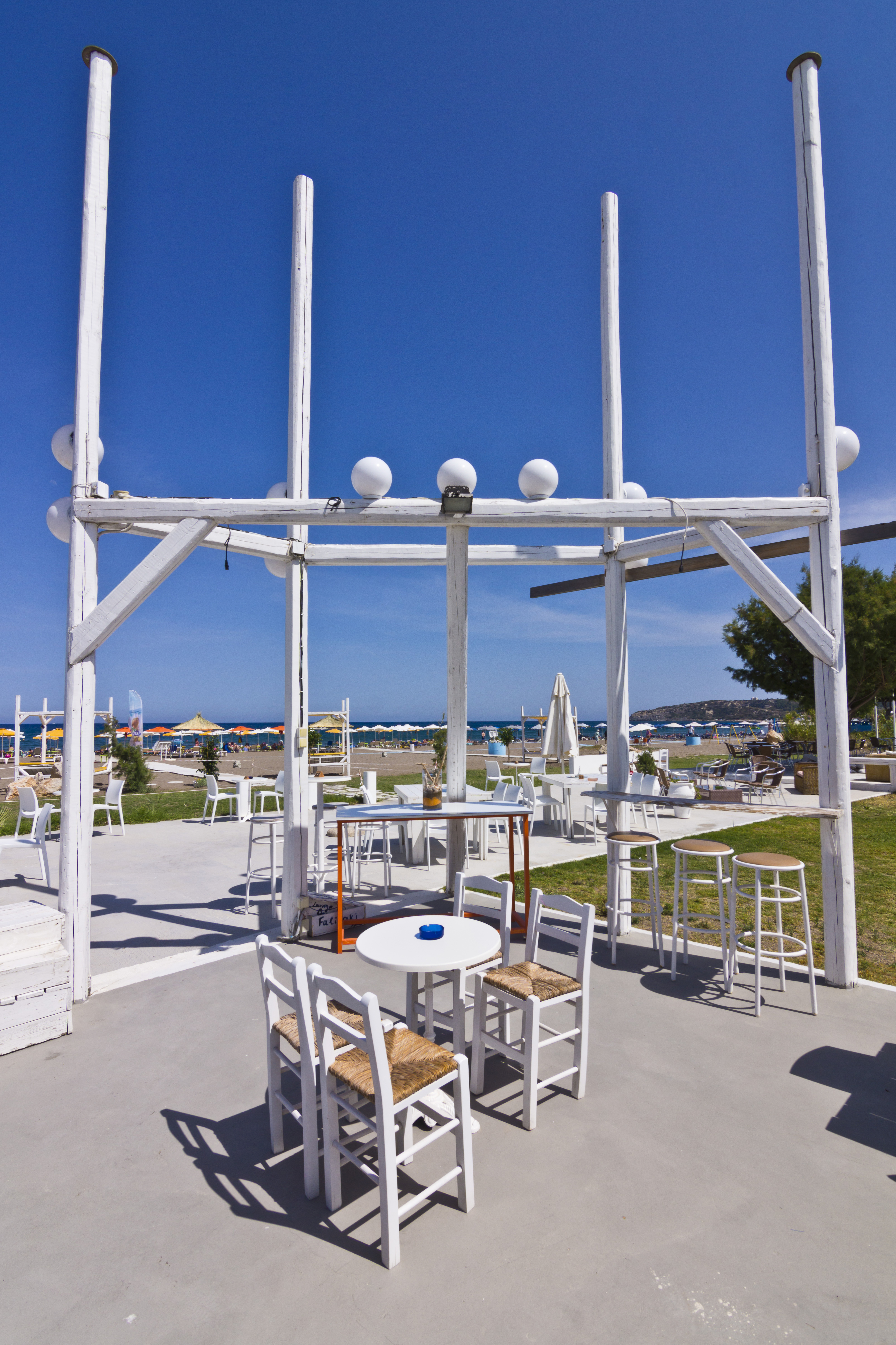 Gregory Peck Beach Break Apartments