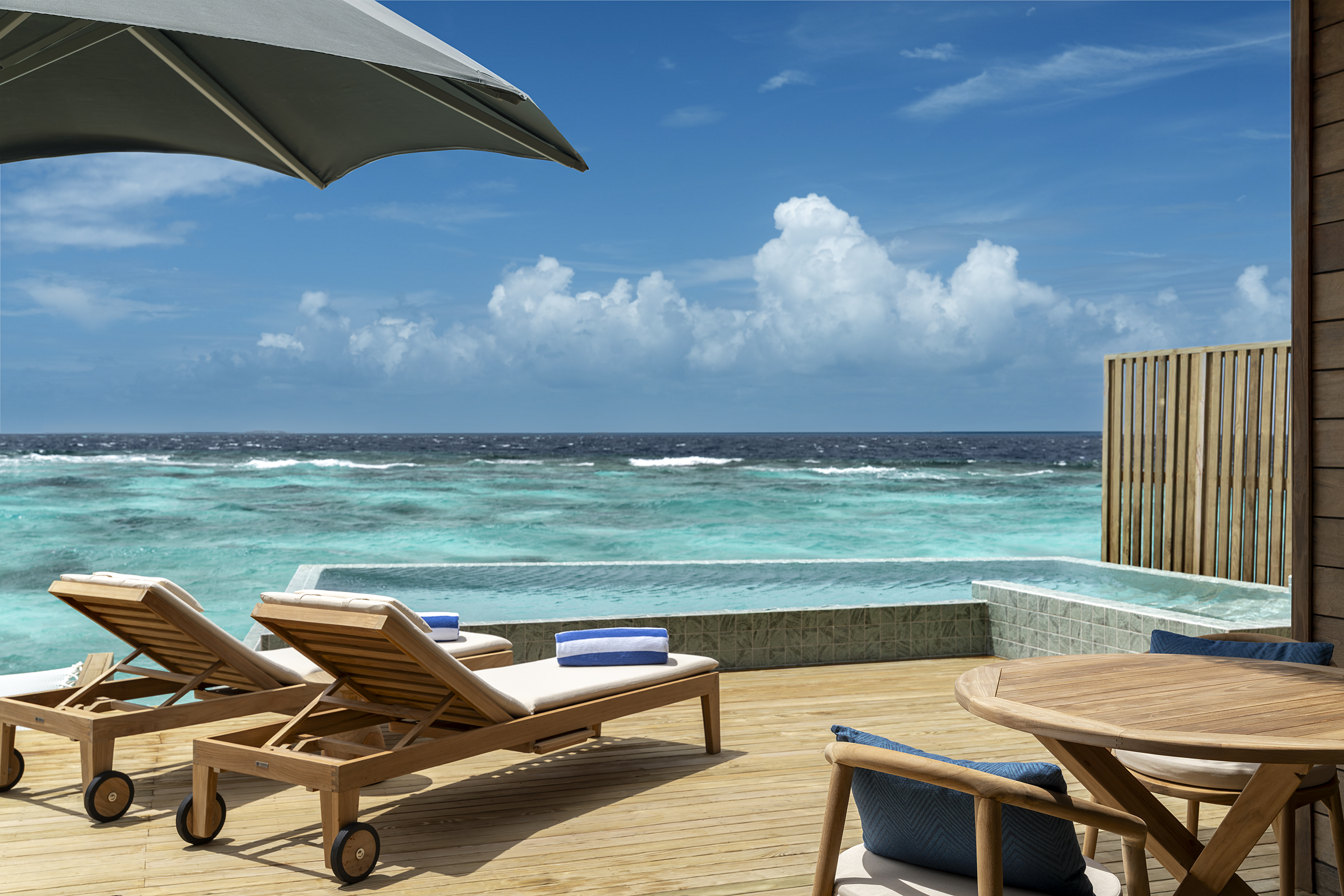 Kandolhu Maldives by null