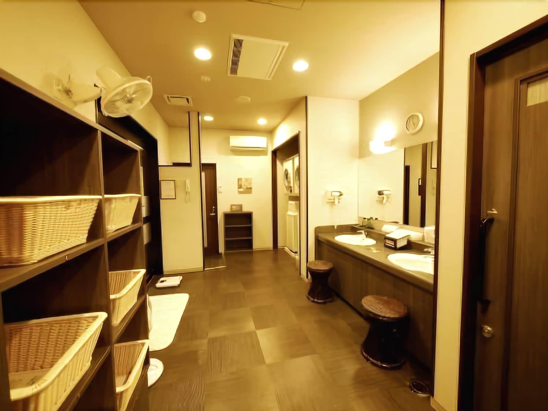 Hotel Route-Inn Tsuruoka Ekimae by null