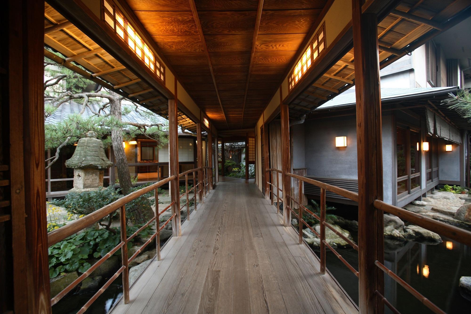 Yōyōkaku by null