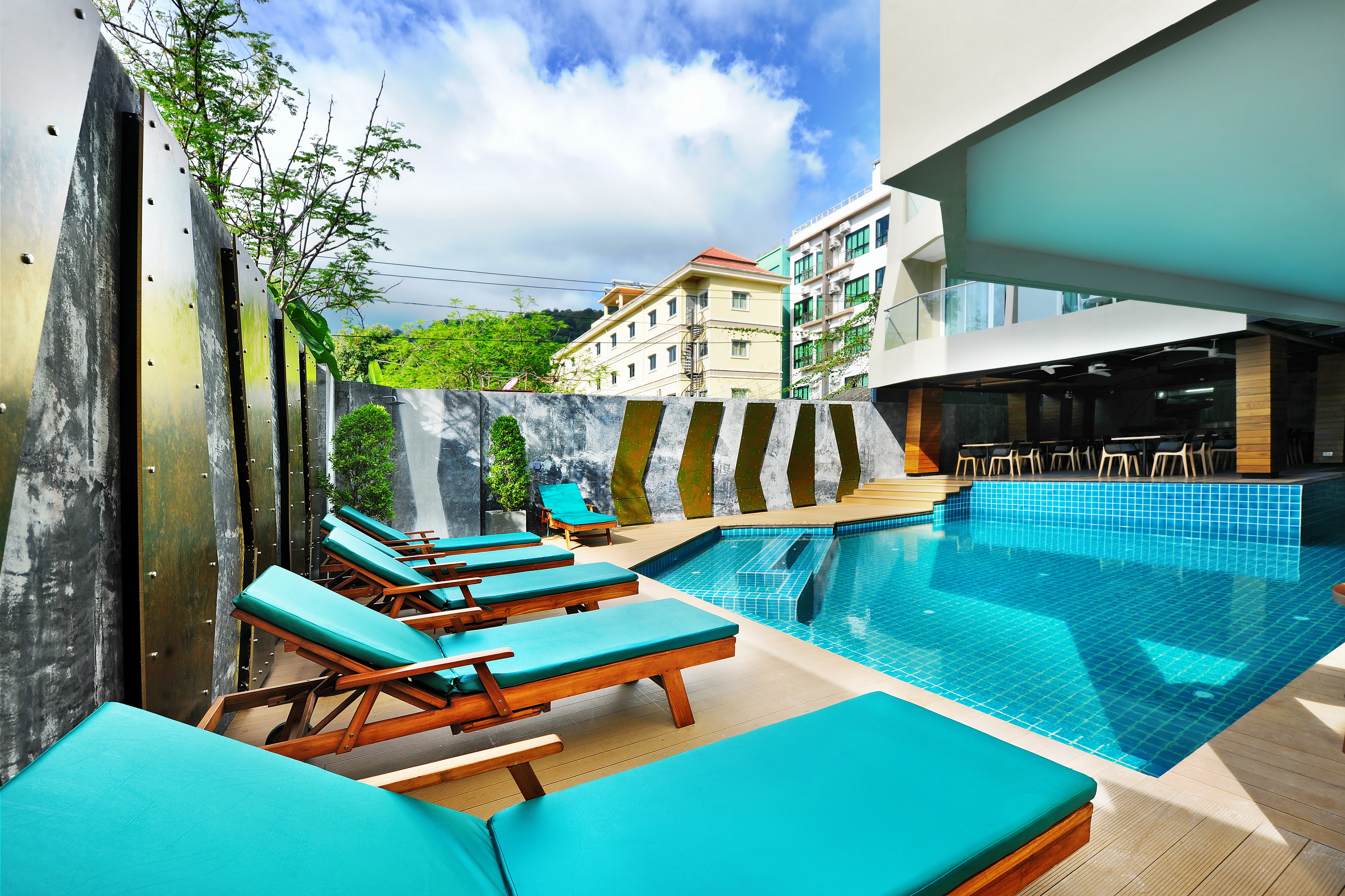New Nordic Ratana Suites, Pulau Phuket