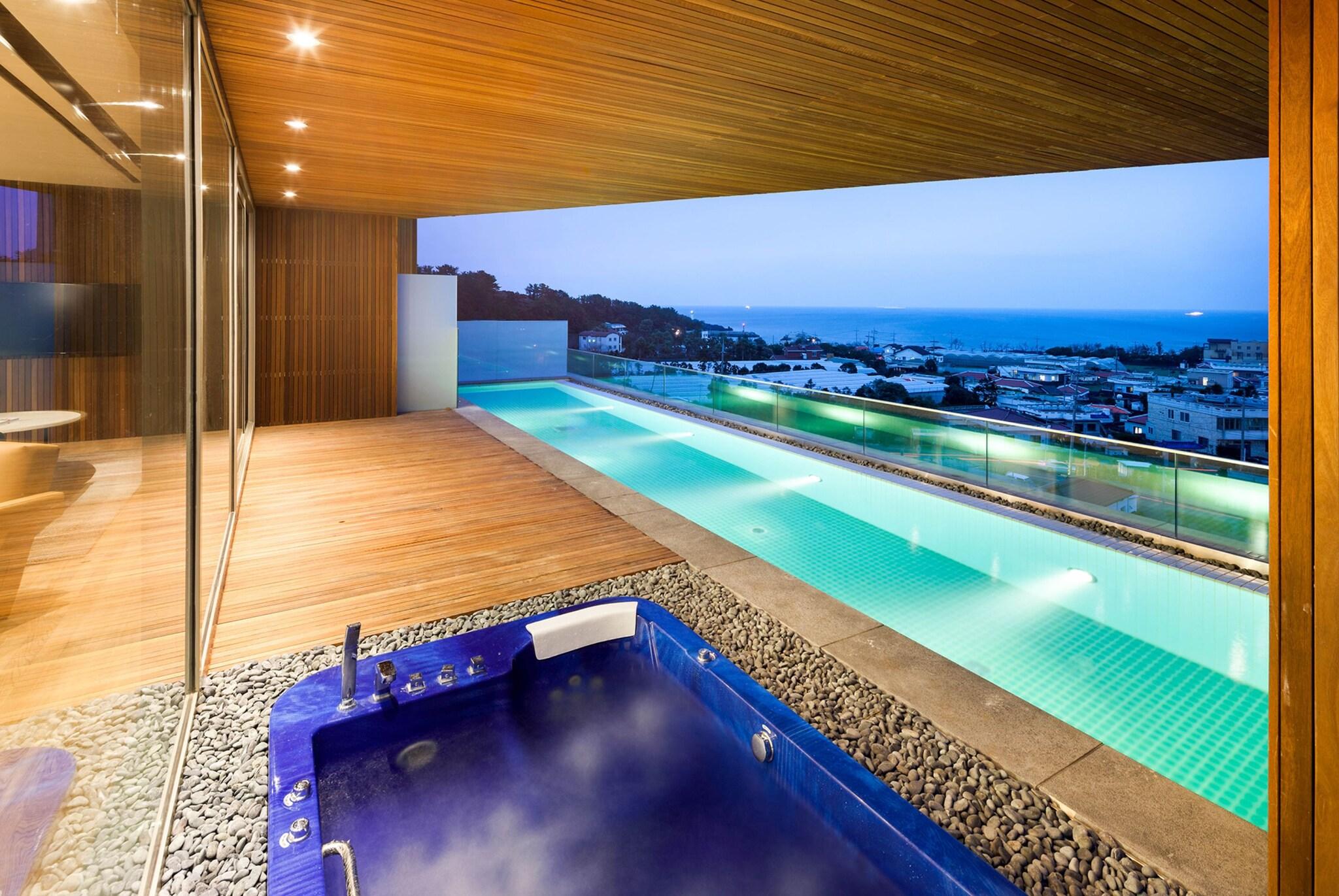 Bayhill Pool & Villa by null