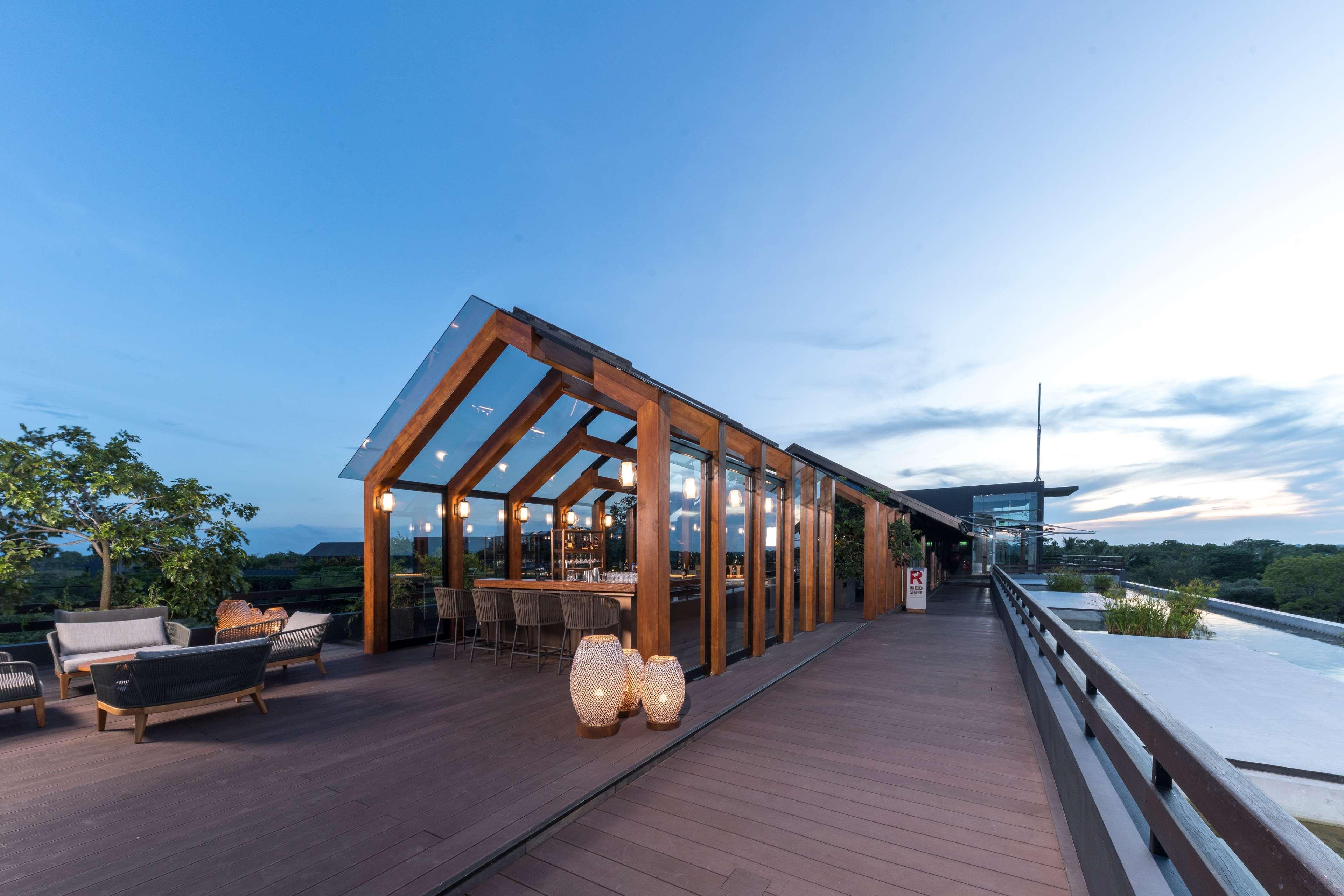 DoubleTree by Hilton Weerawila Rajawarna Resort by null