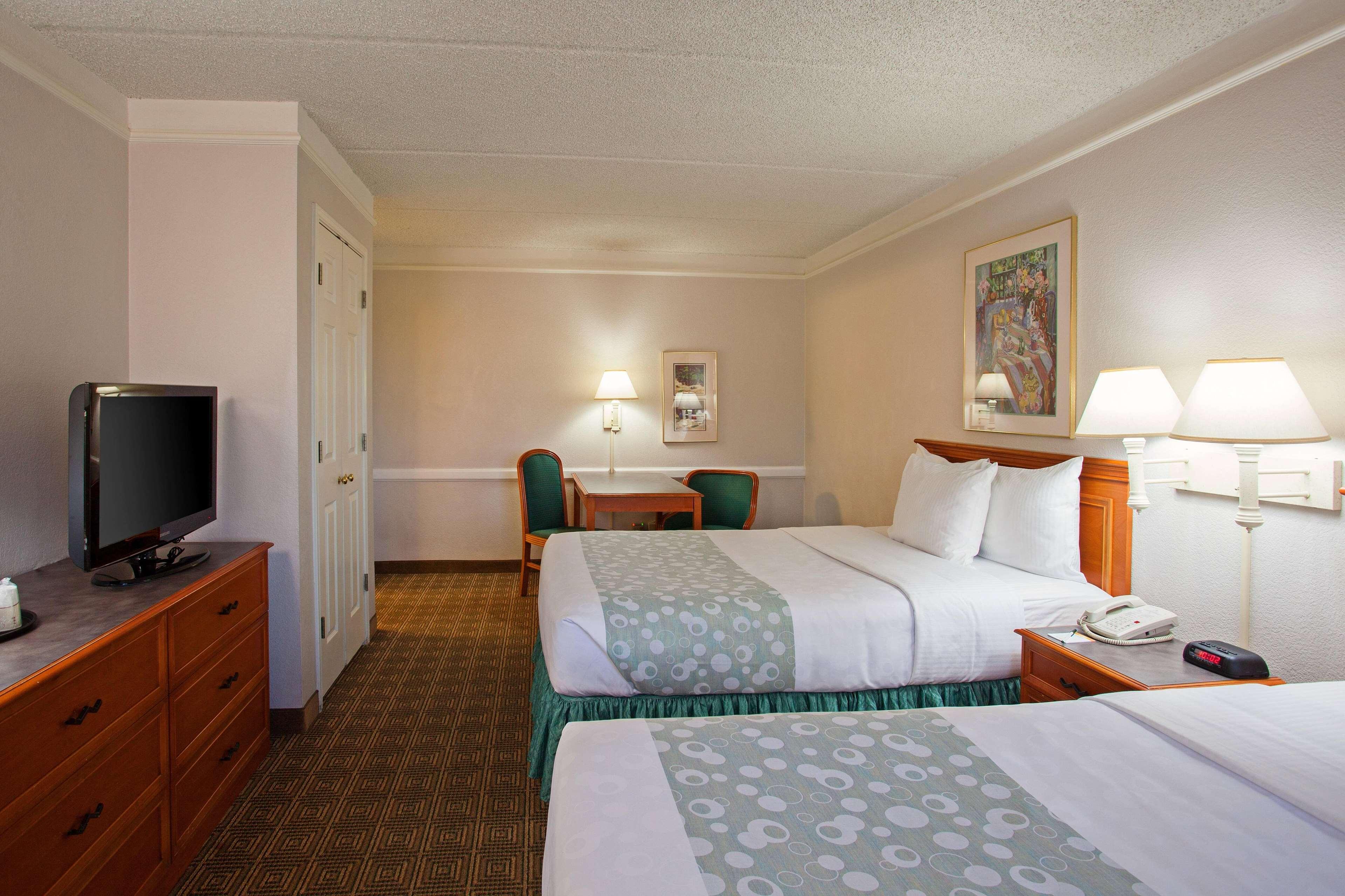 Super 8 By Wyndham San Bernardino