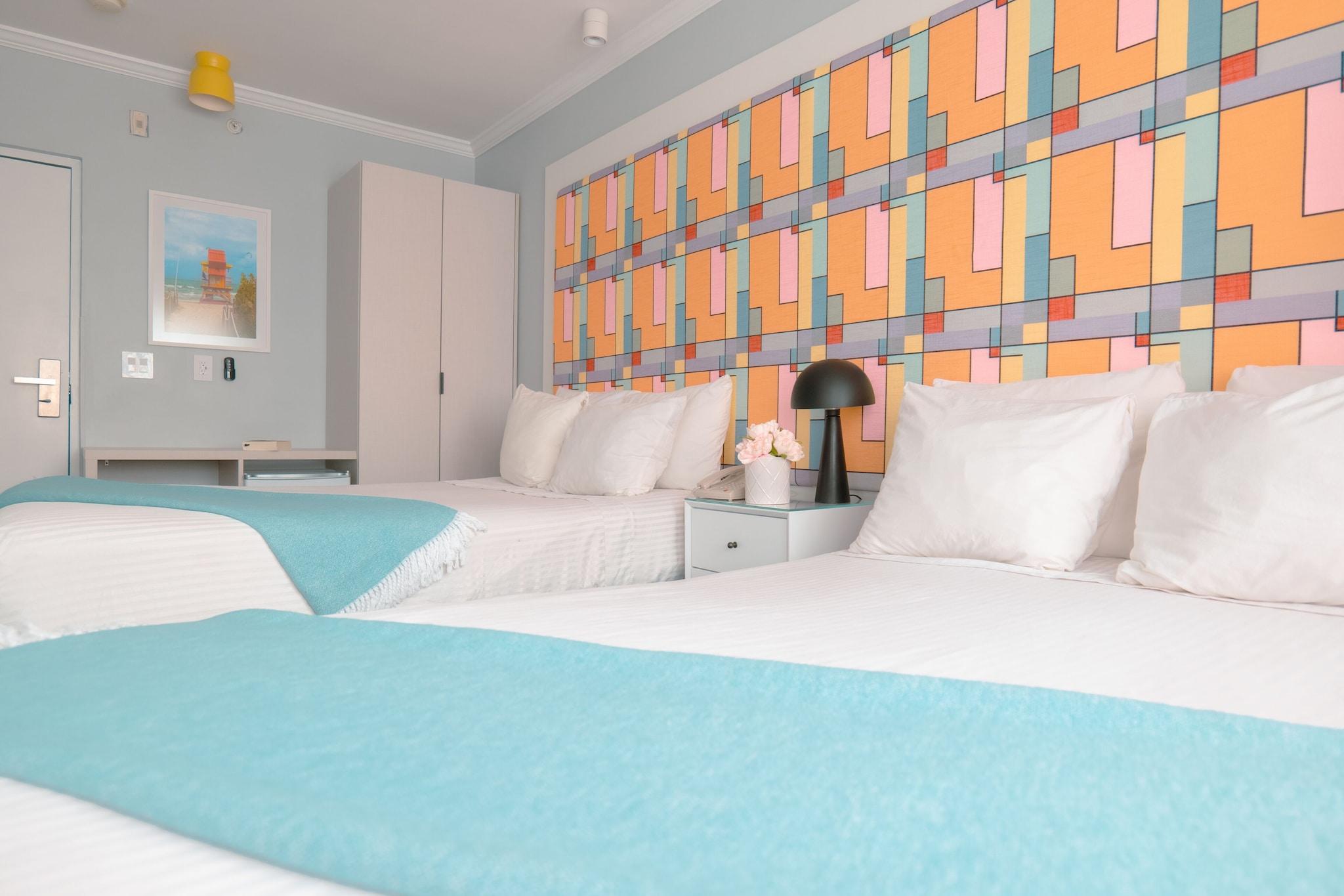 The Cove by Renzzi by null