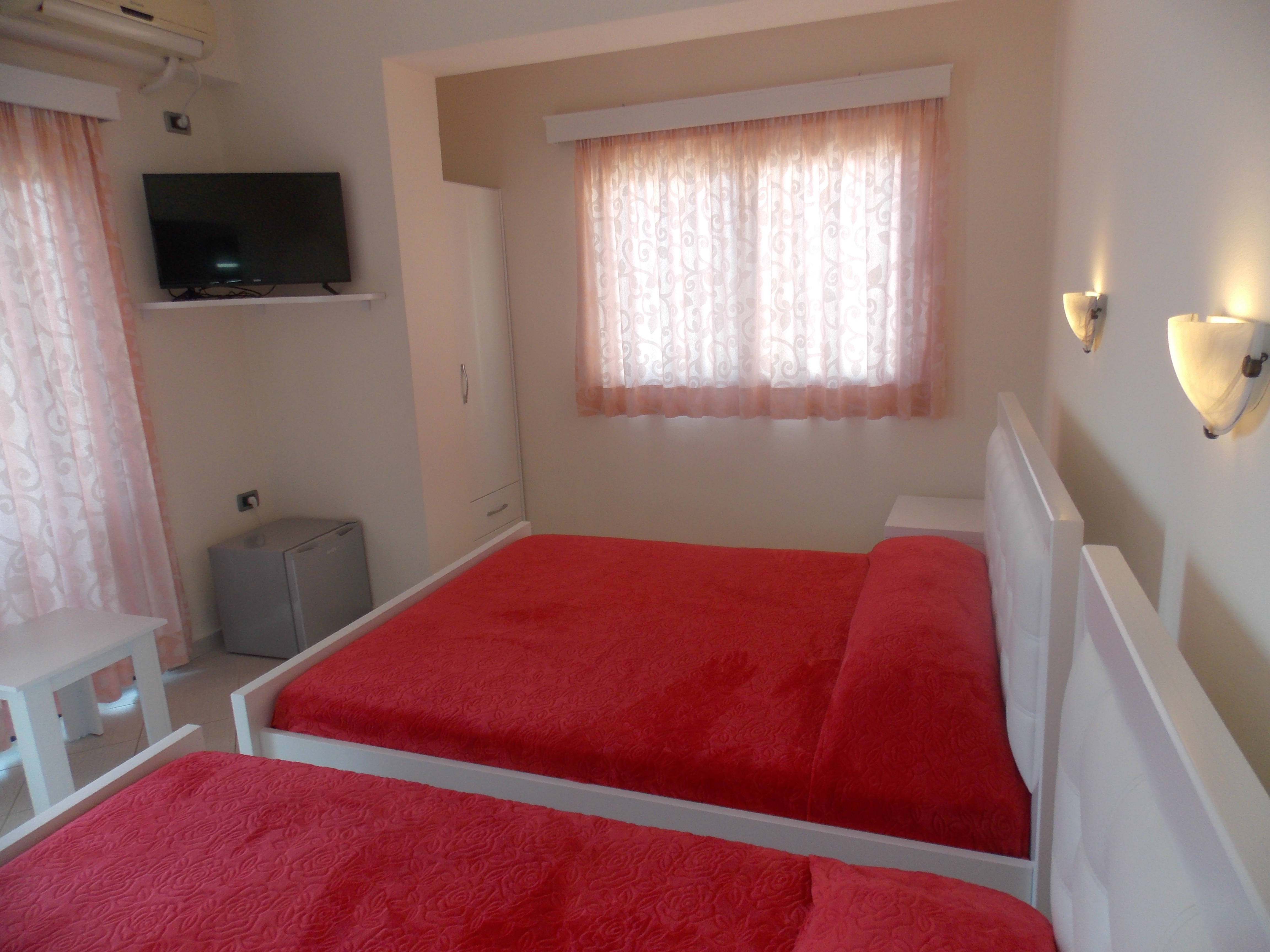 Hotel Joni Kompleks