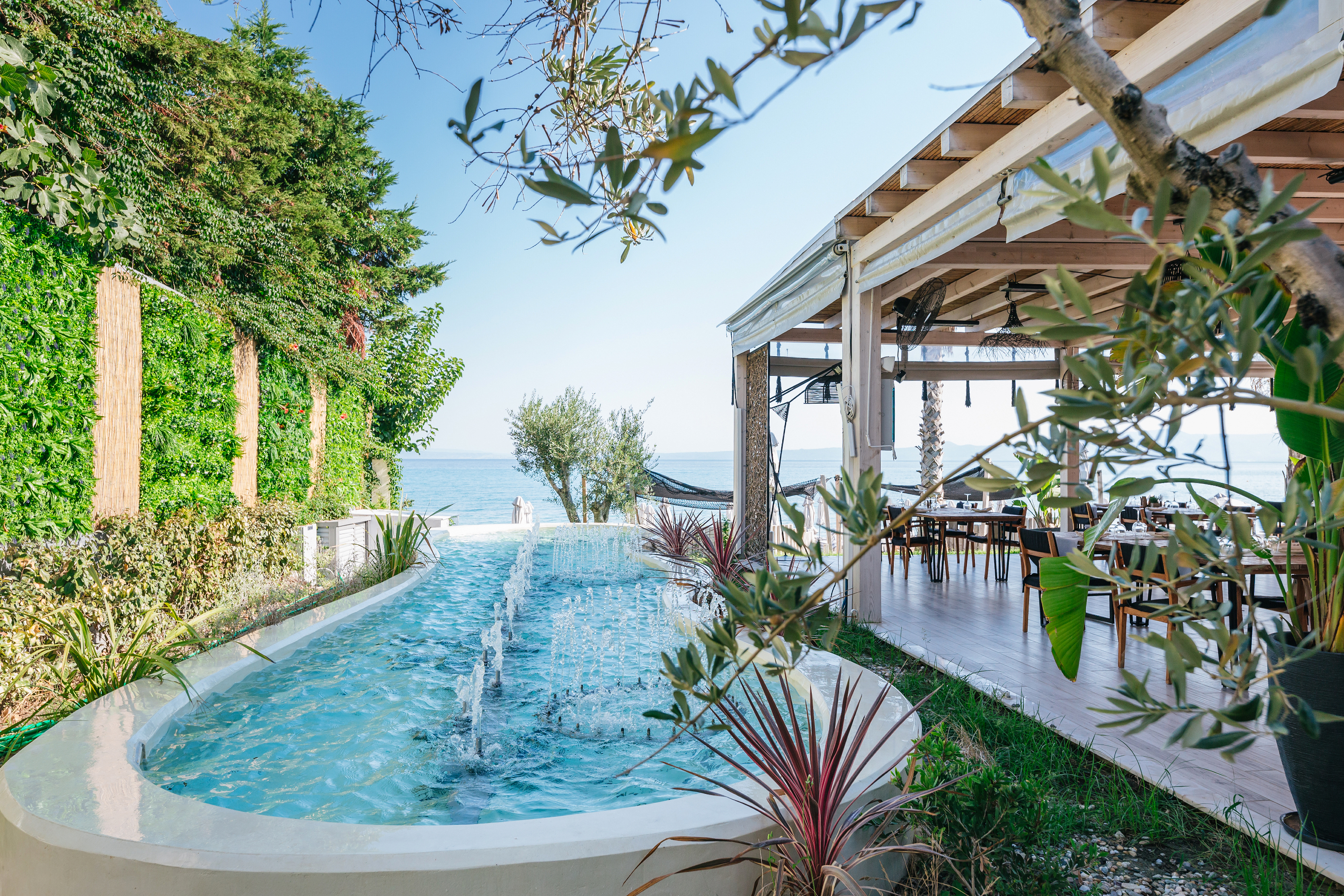 Blue Carpet Luxury Suites - photo