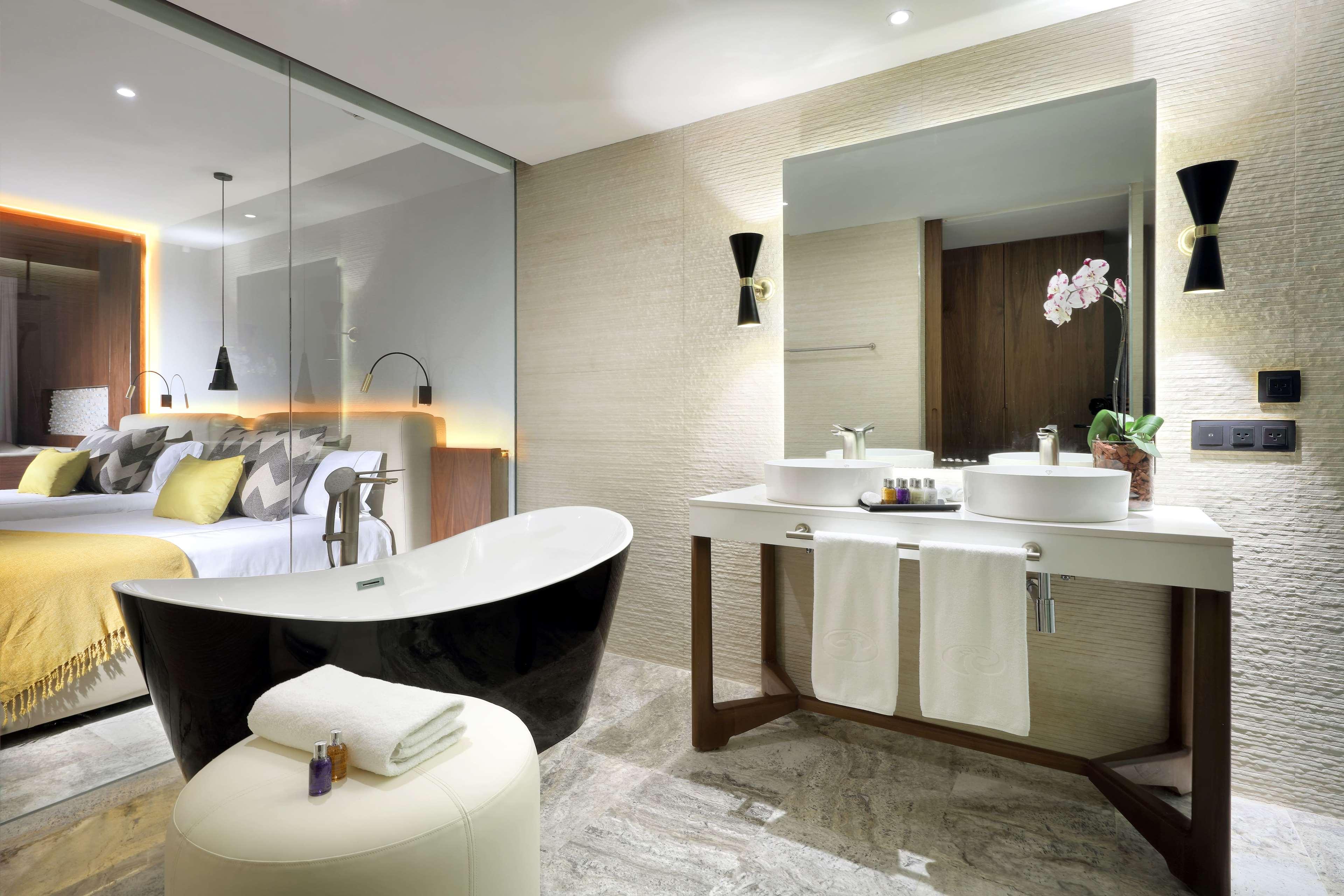 Grand Palladium Select Costa Mujeres by null